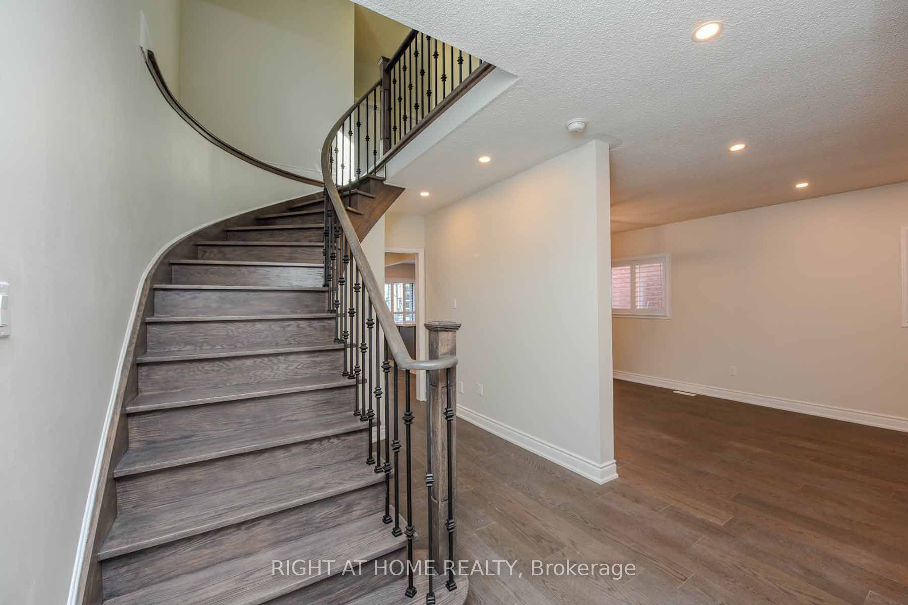 903 Blyleven Boulevard Property Photo 14