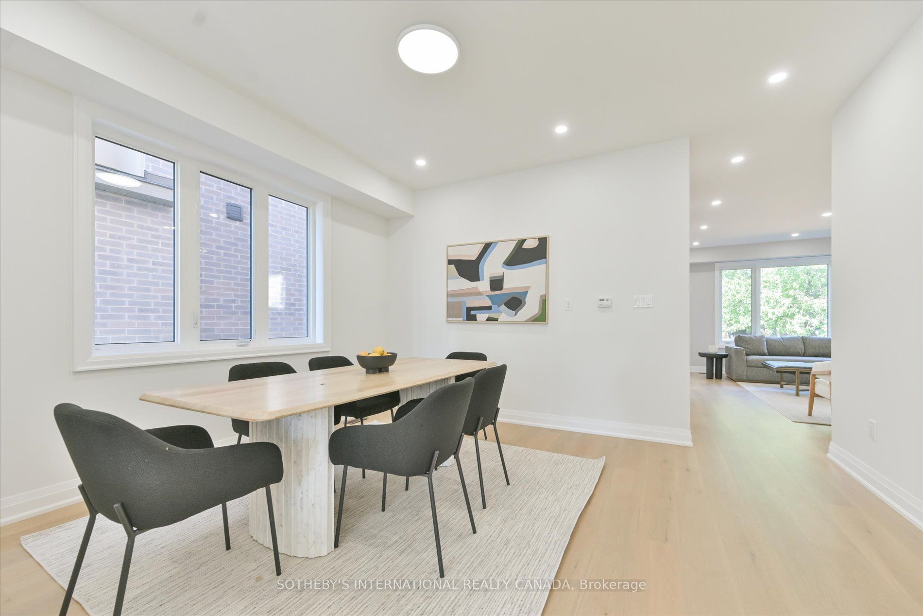 518 Markay Common Property Photo 4