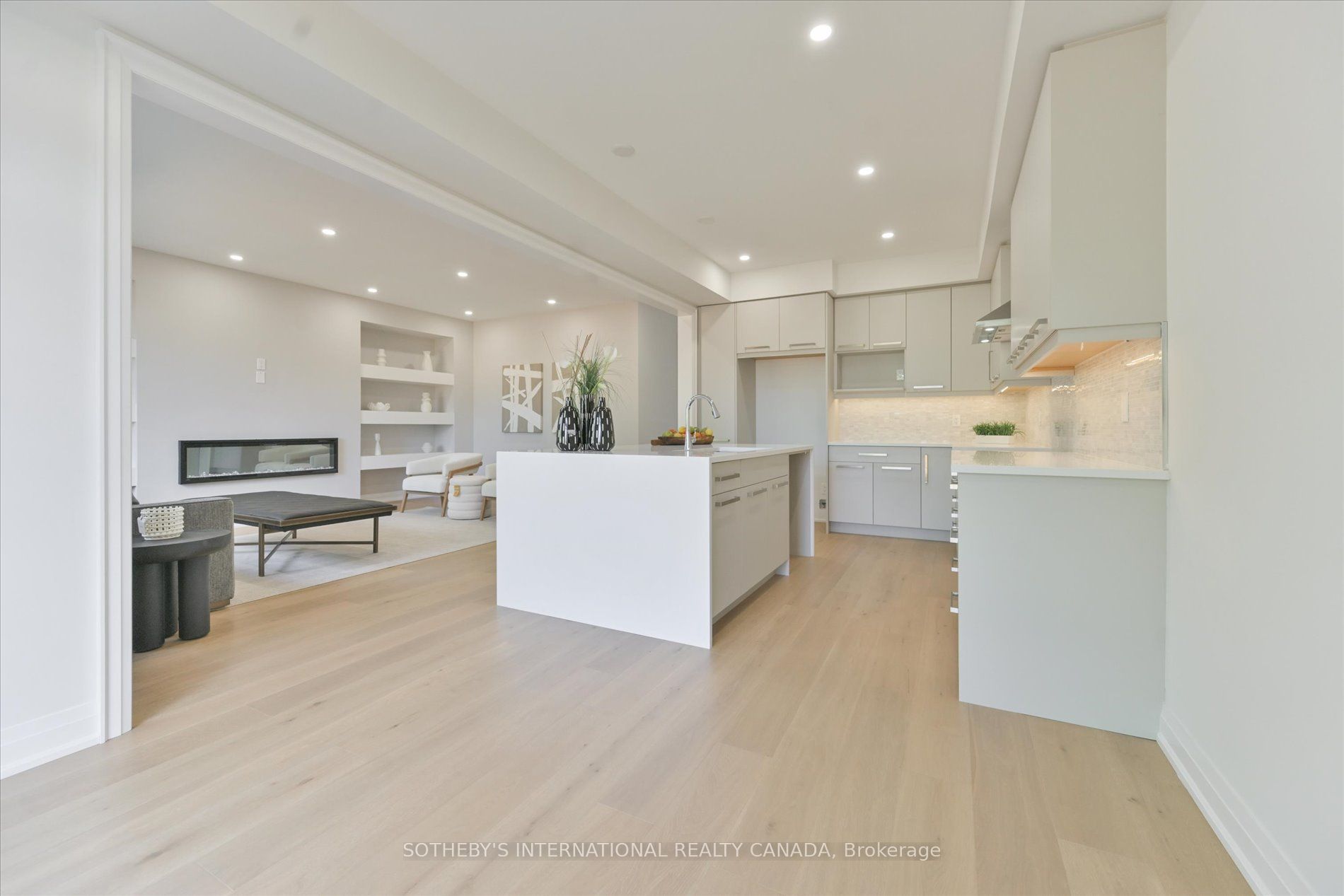 518 Markay Common Property Photo 11