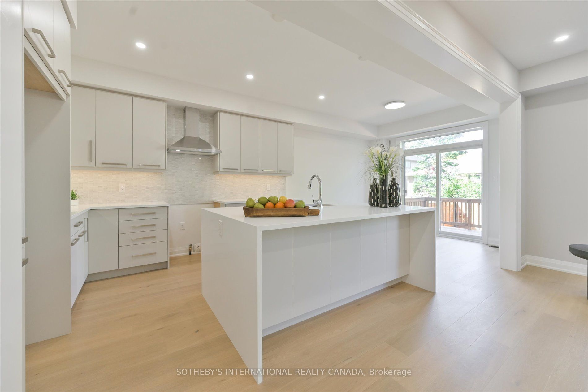 518 Markay Common Property Photo 14