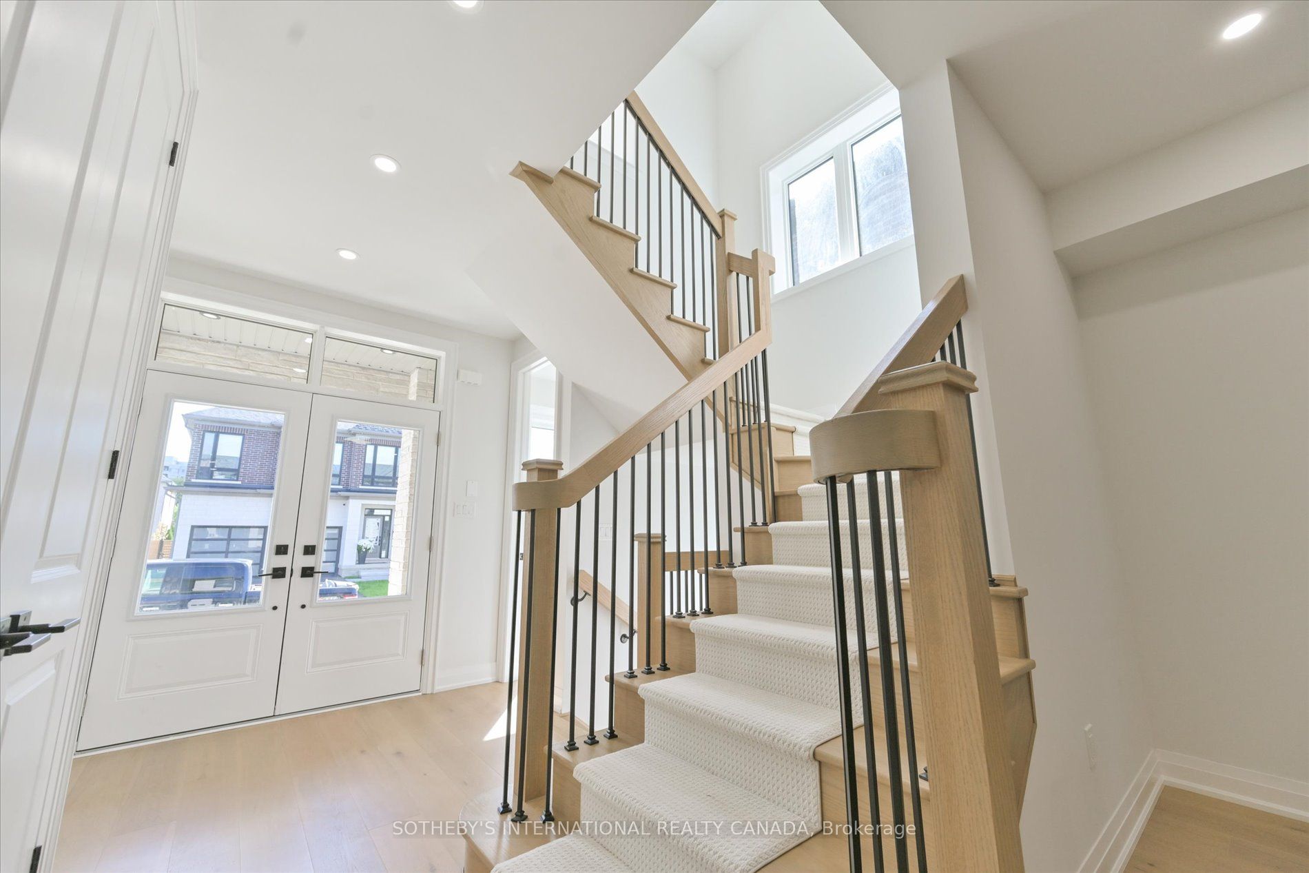 518 Markay Common Property Photo 17
