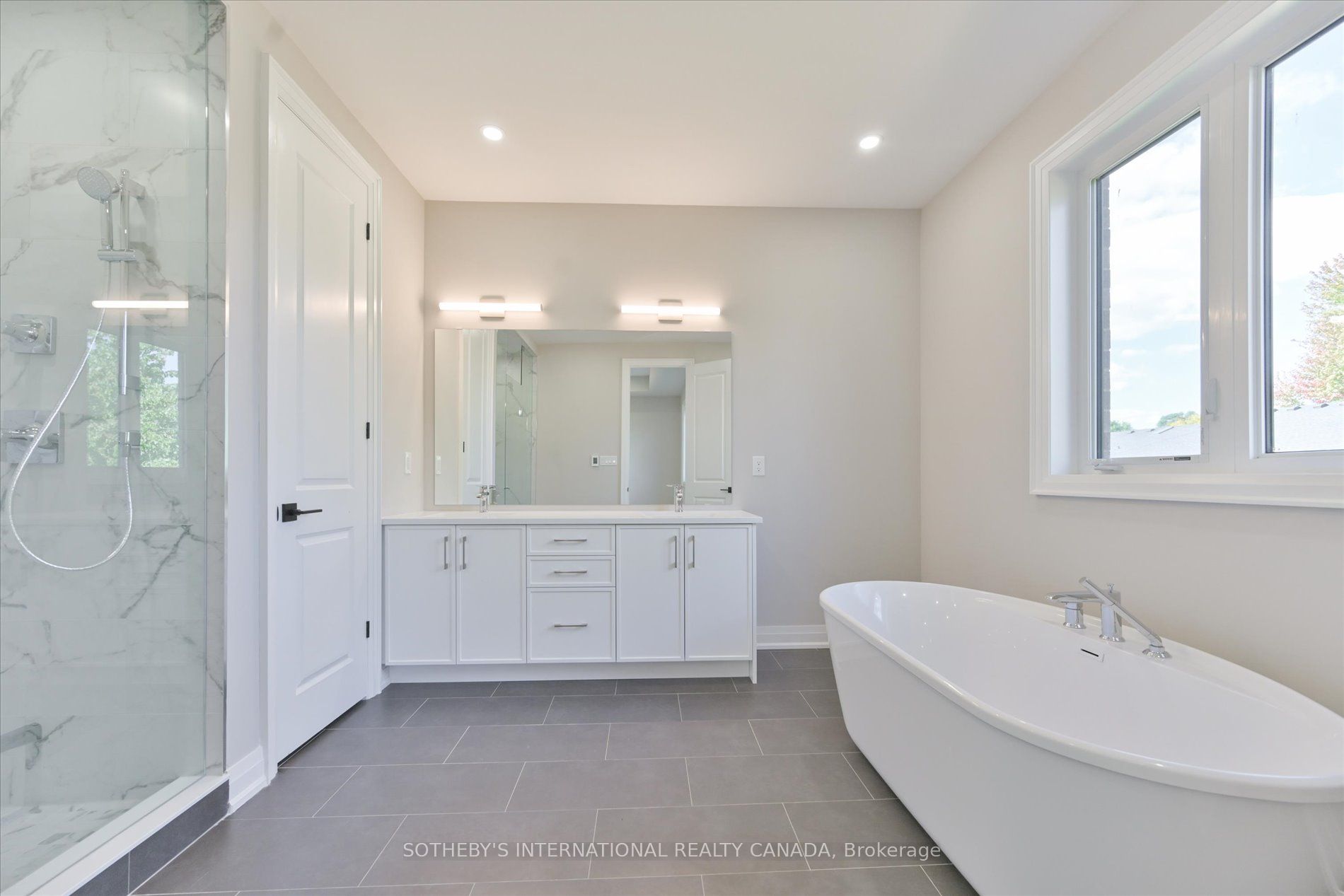 518 Markay Common Property Photo 22