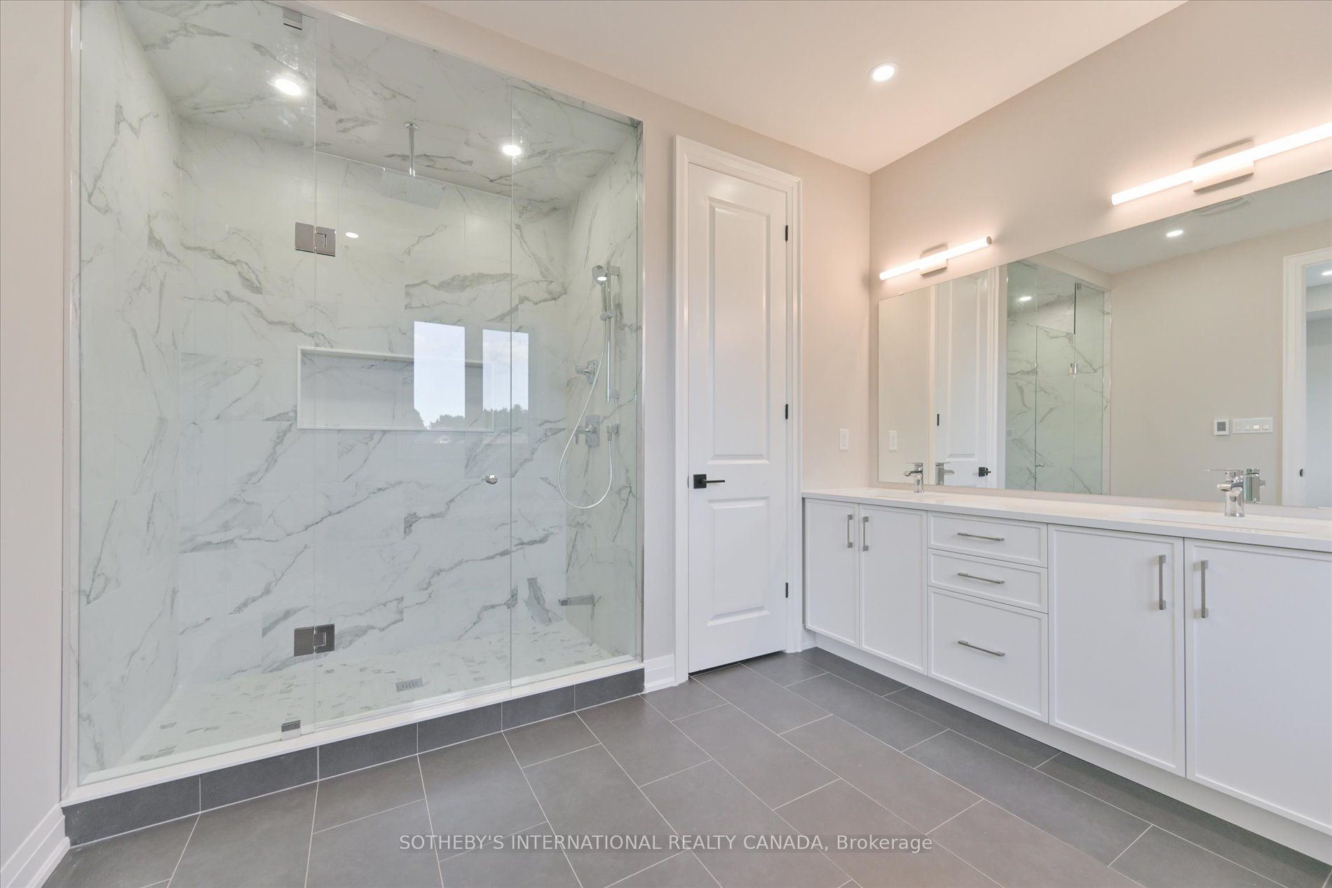 518 Markay Common Property Photo 23