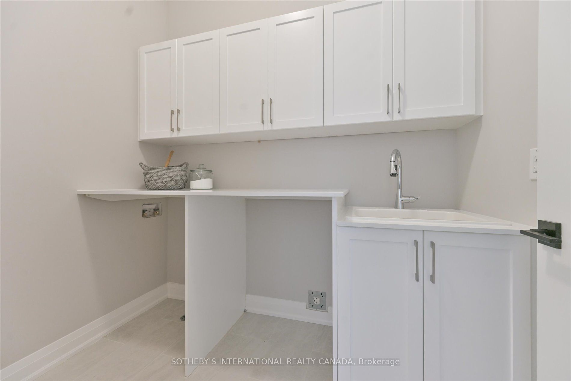518 Markay Common Property Photo 30