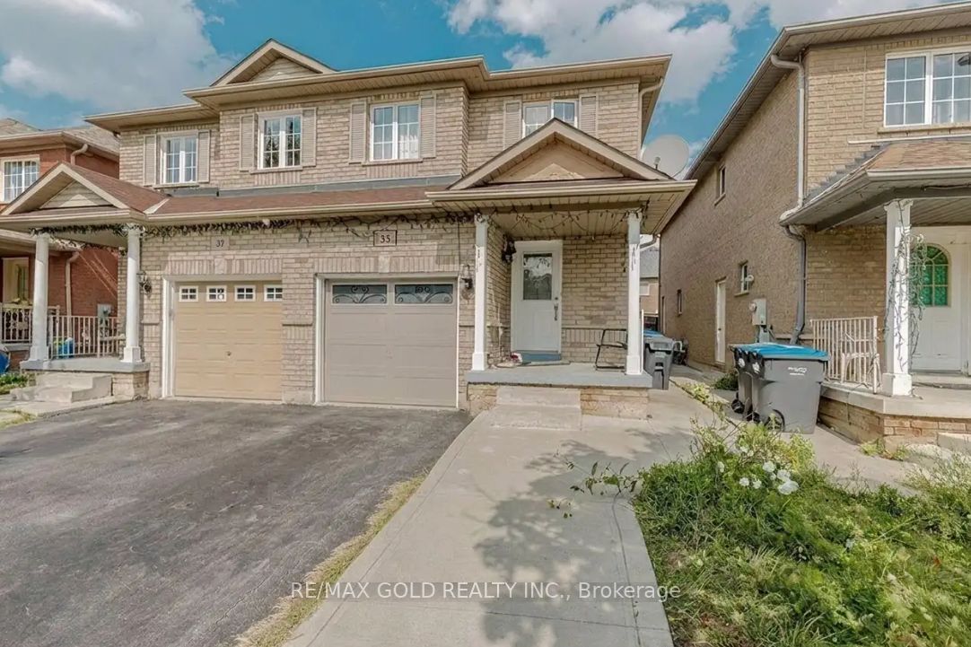 35 Ridgefield Court Property Photo 1