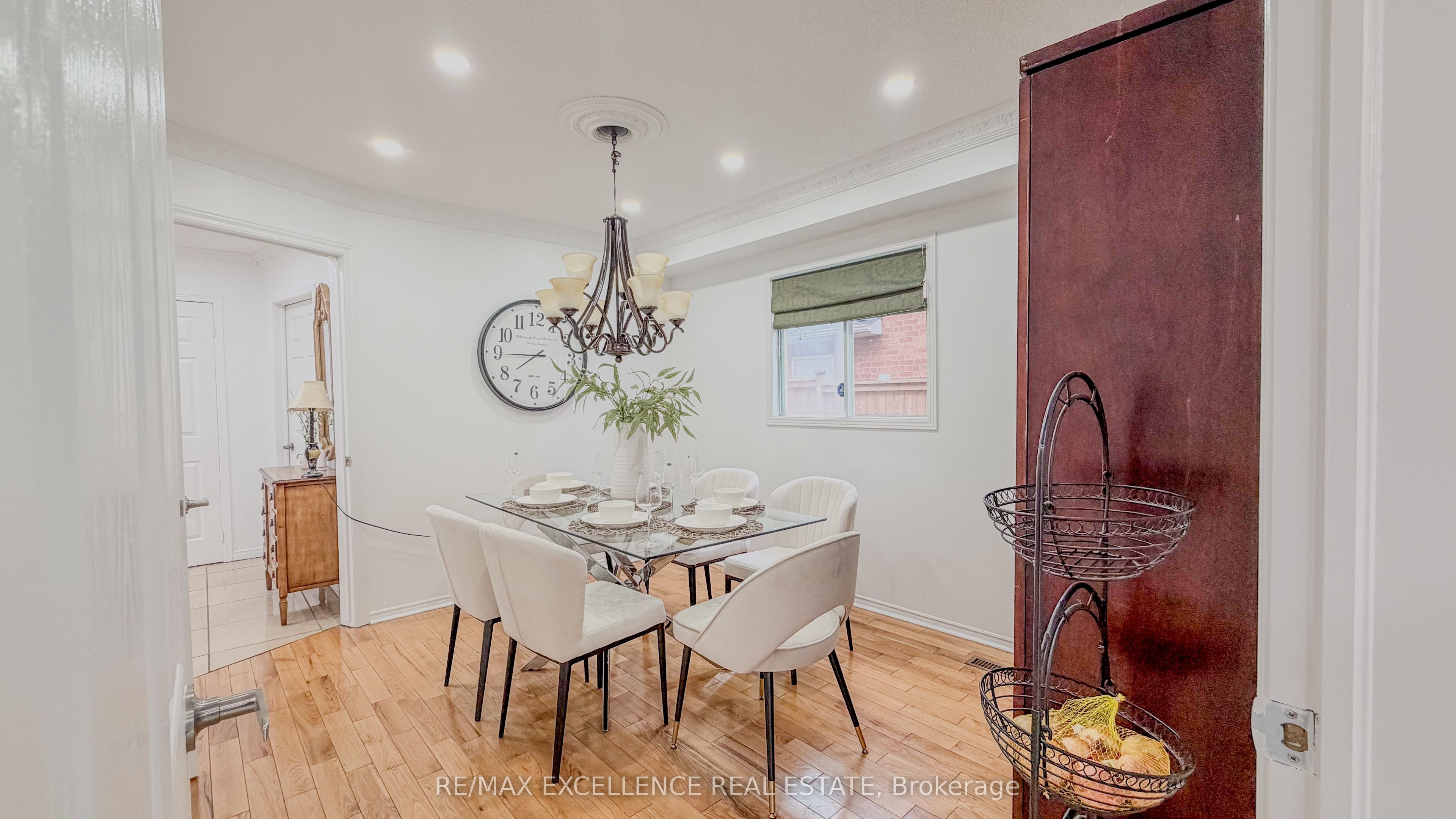 303 Hickory Circle Property Photo 14