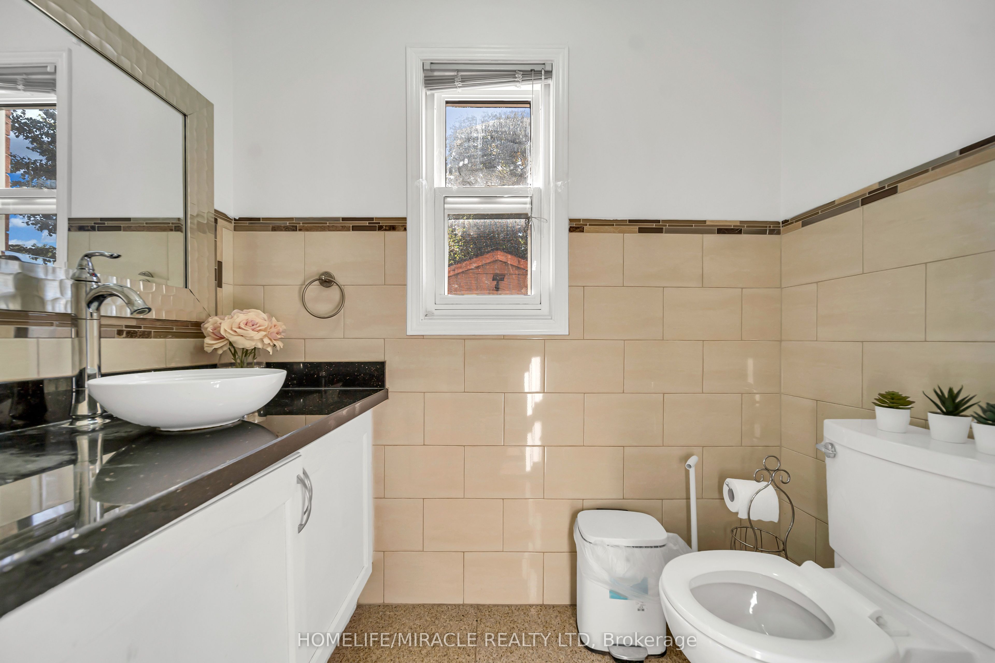 469 Fothergill Boulevard Property Photo 7