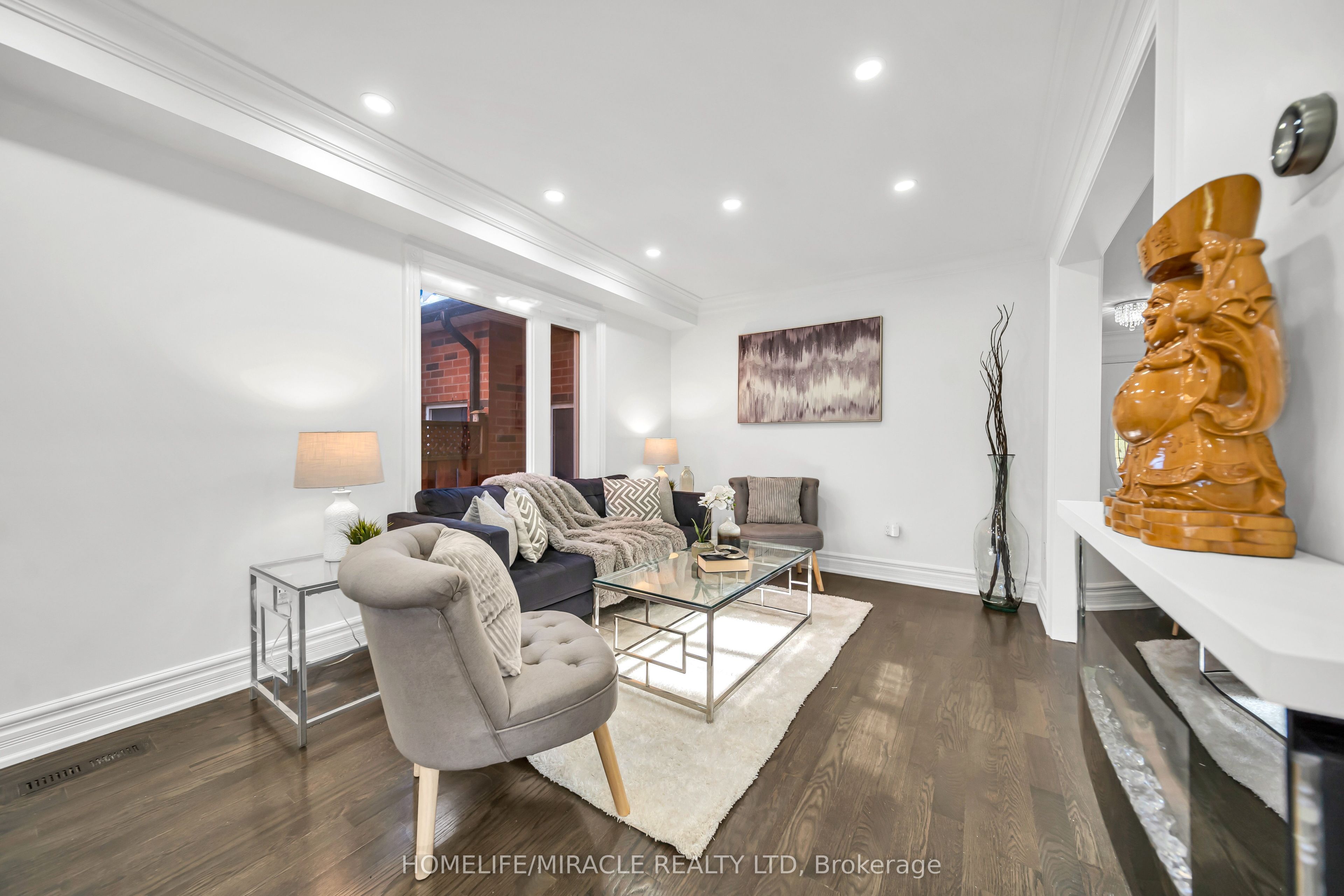 469 Fothergill Boulevard Property Photo 12