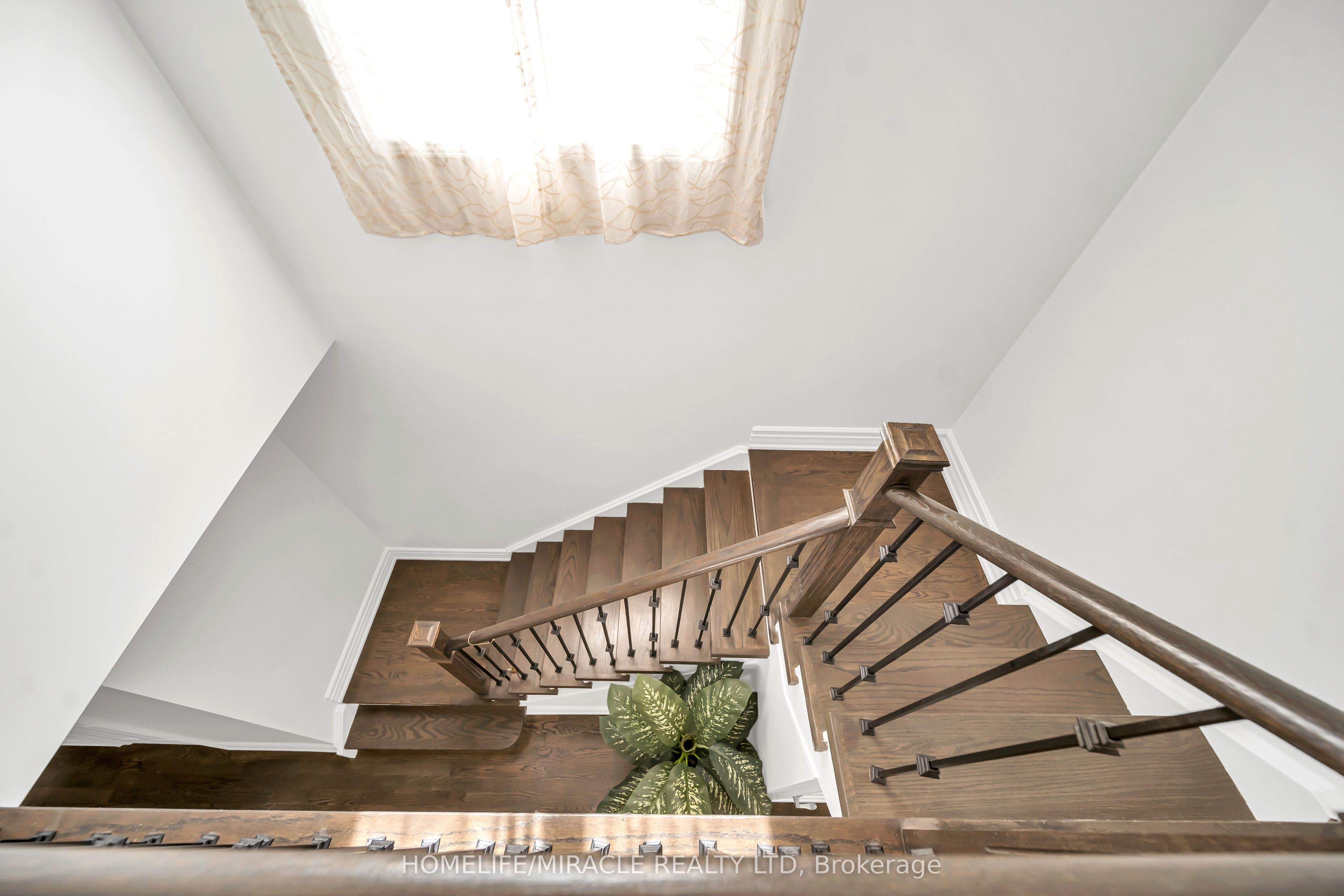 469 Fothergill Boulevard Property Photo 30