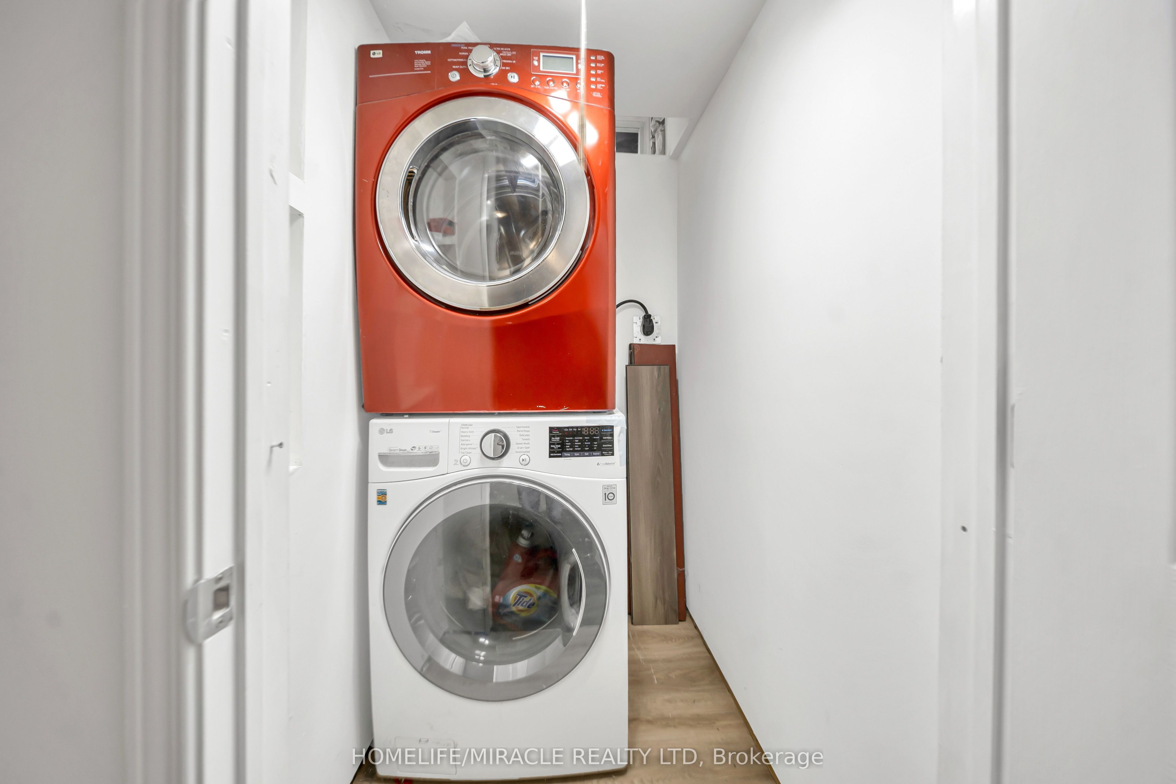 469 Fothergill Boulevard Property Photo 31