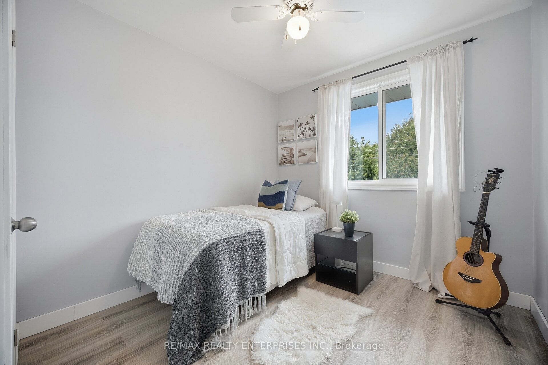 1310 Redbank Crescent Property Photo 15