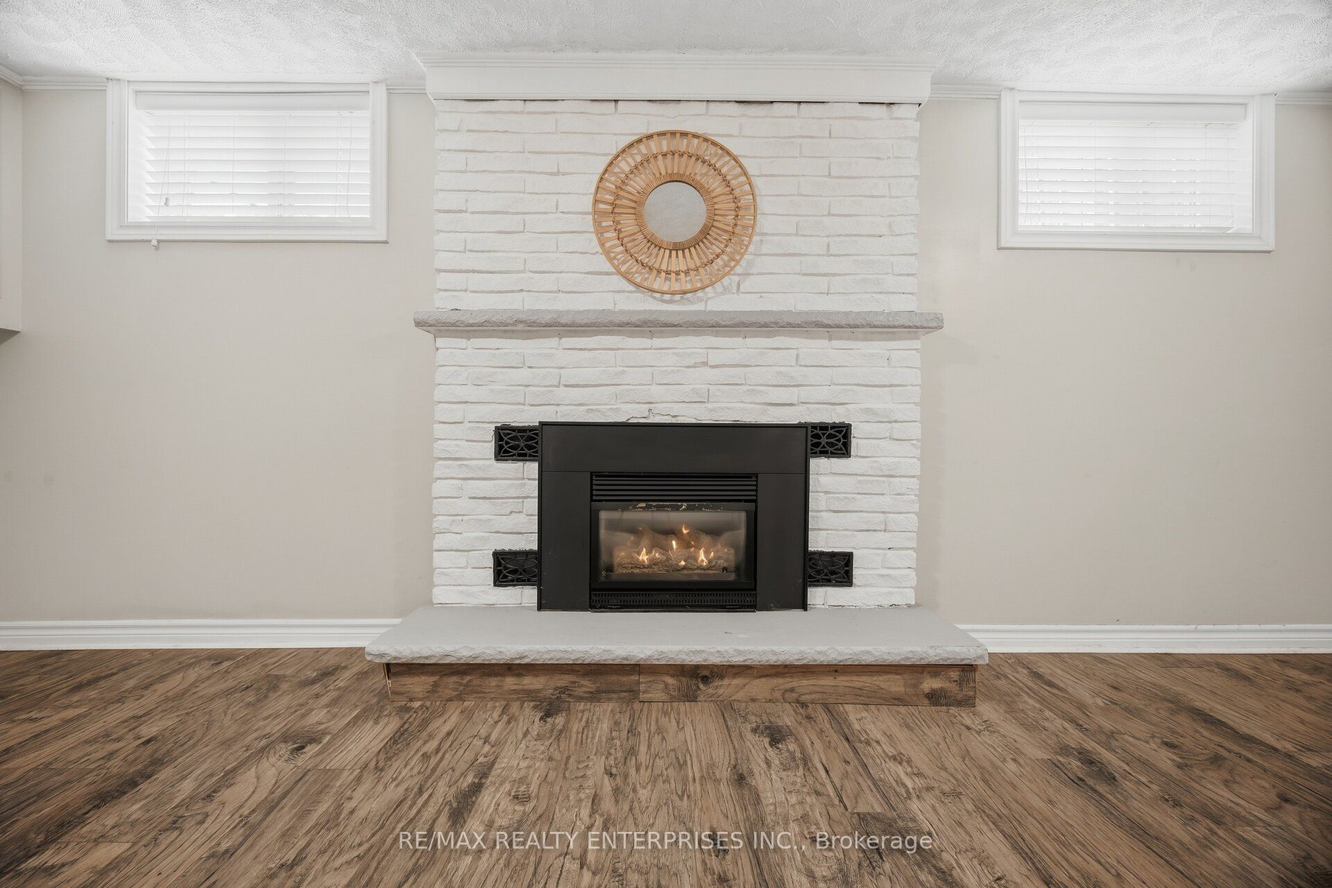 1310 Redbank Crescent Property Photo 17
