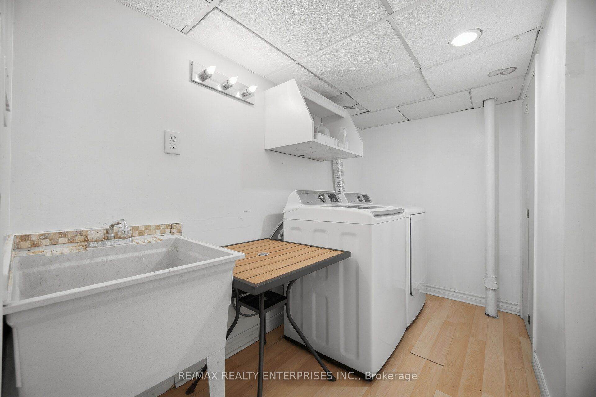 1310 Redbank Crescent Property Photo 20