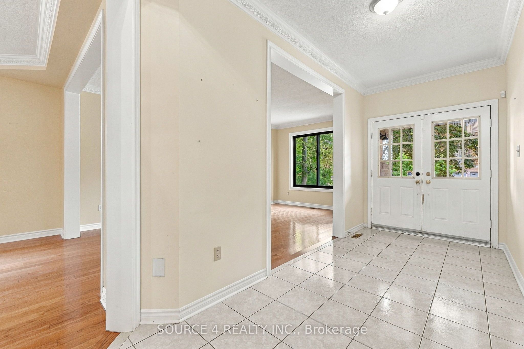 1805 Glenvista Drive Property Photo 5