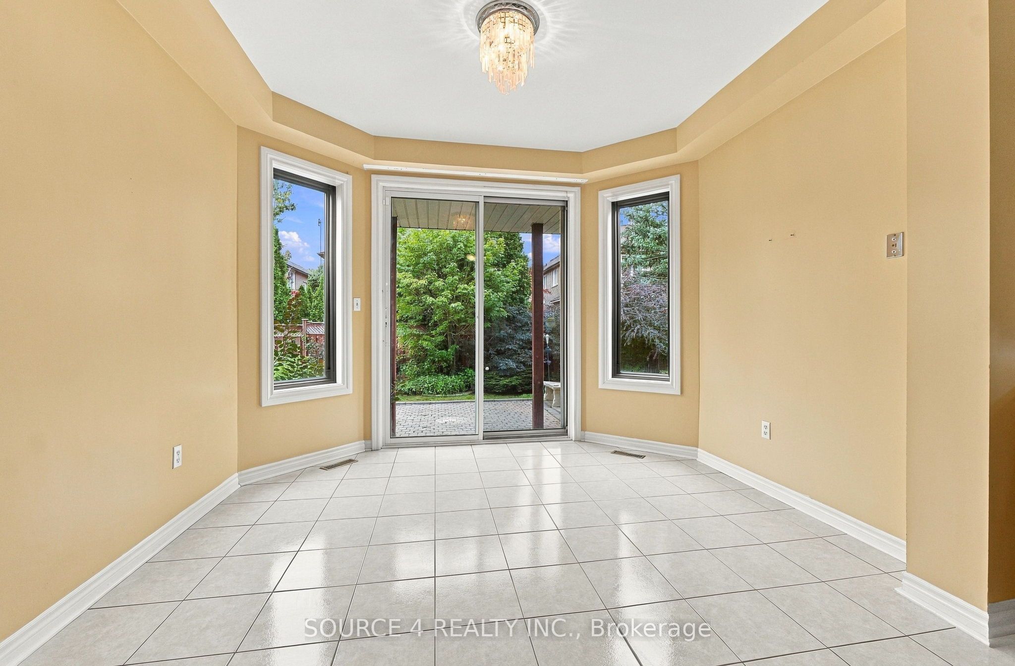1805 Glenvista Drive Property Photo 14