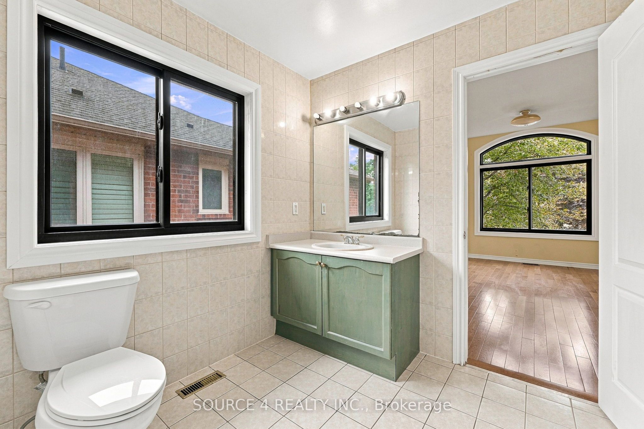 1805 Glenvista Drive Property Photo 33