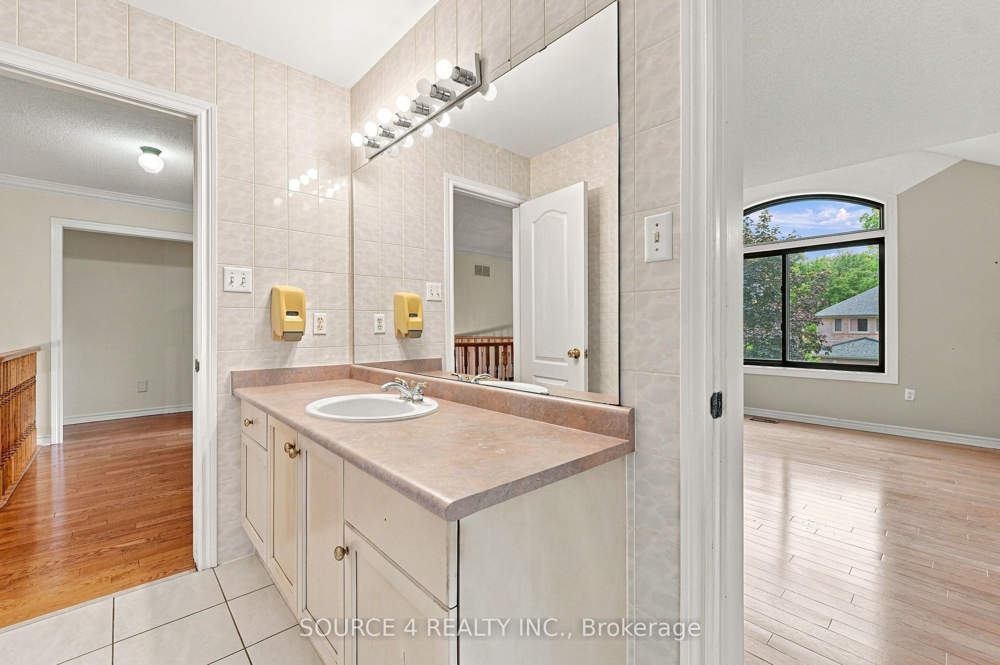 1805 Glenvista Drive Property Photo 39