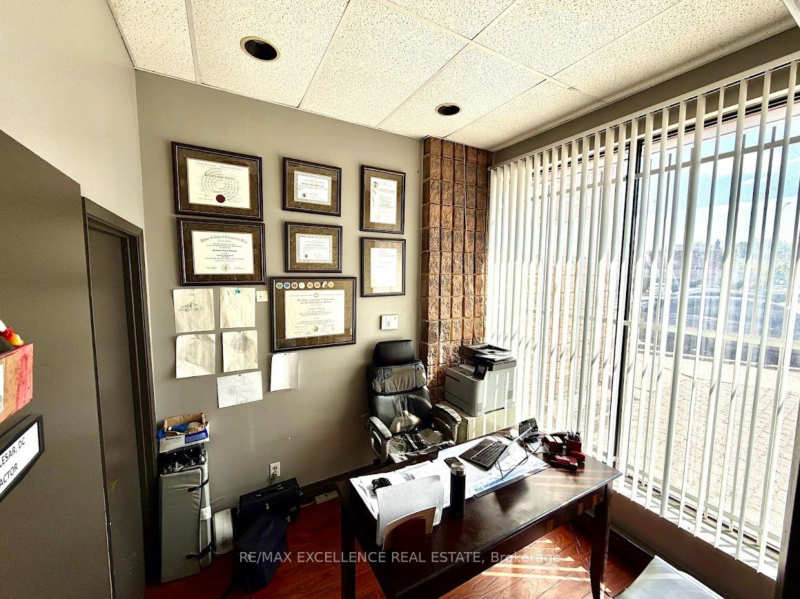 4025 Brandon Gate Drive 2 Property Photo 2
