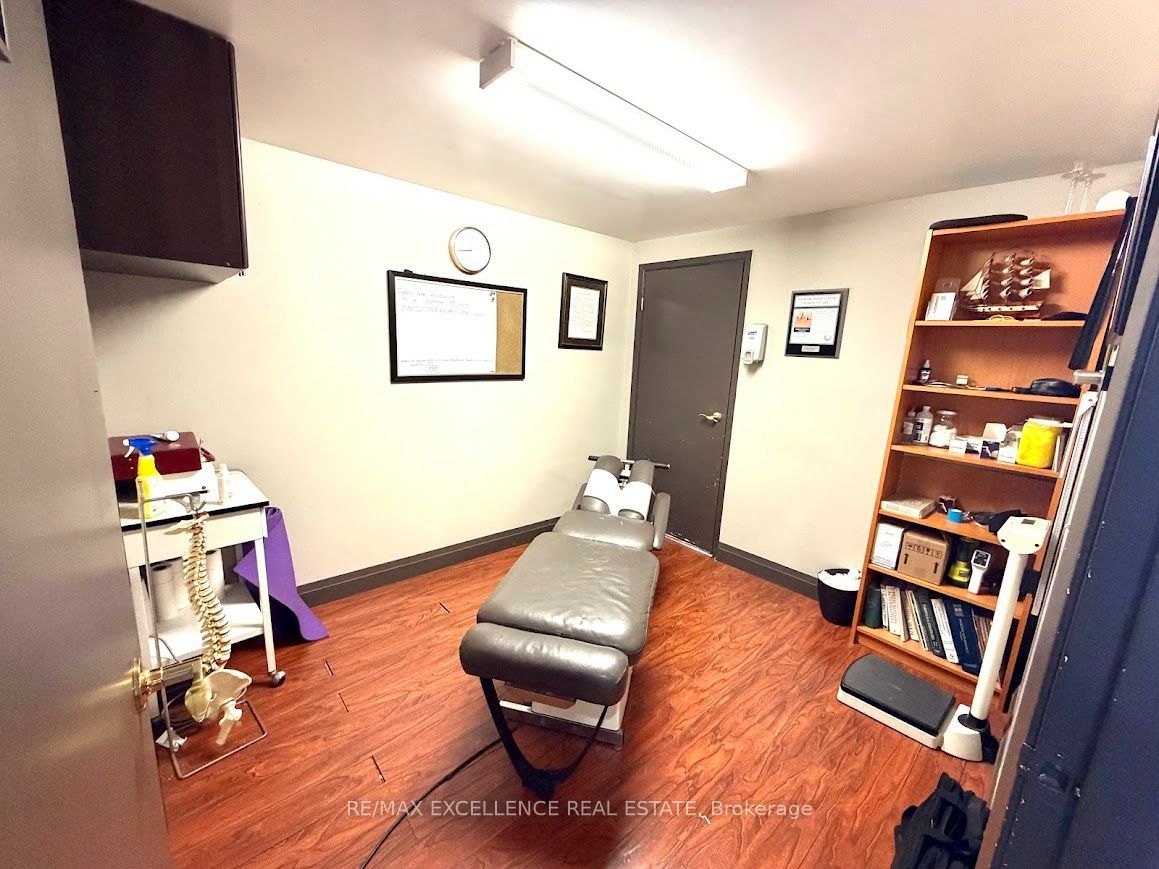 4025 Brandon Gate Drive 2 Property Photo 4
