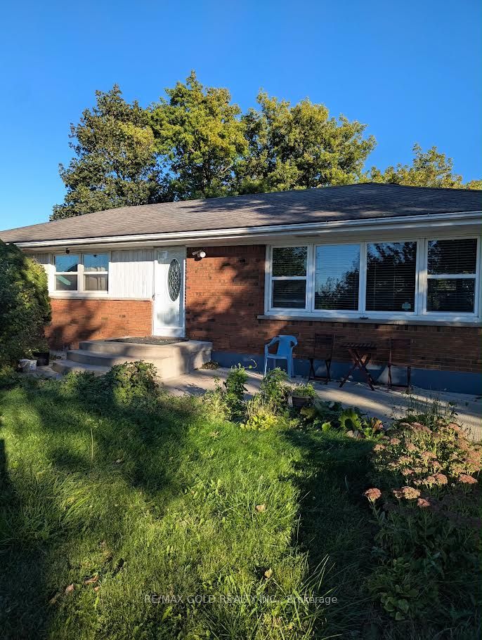 9800 Britannia Road Property Photo 2
