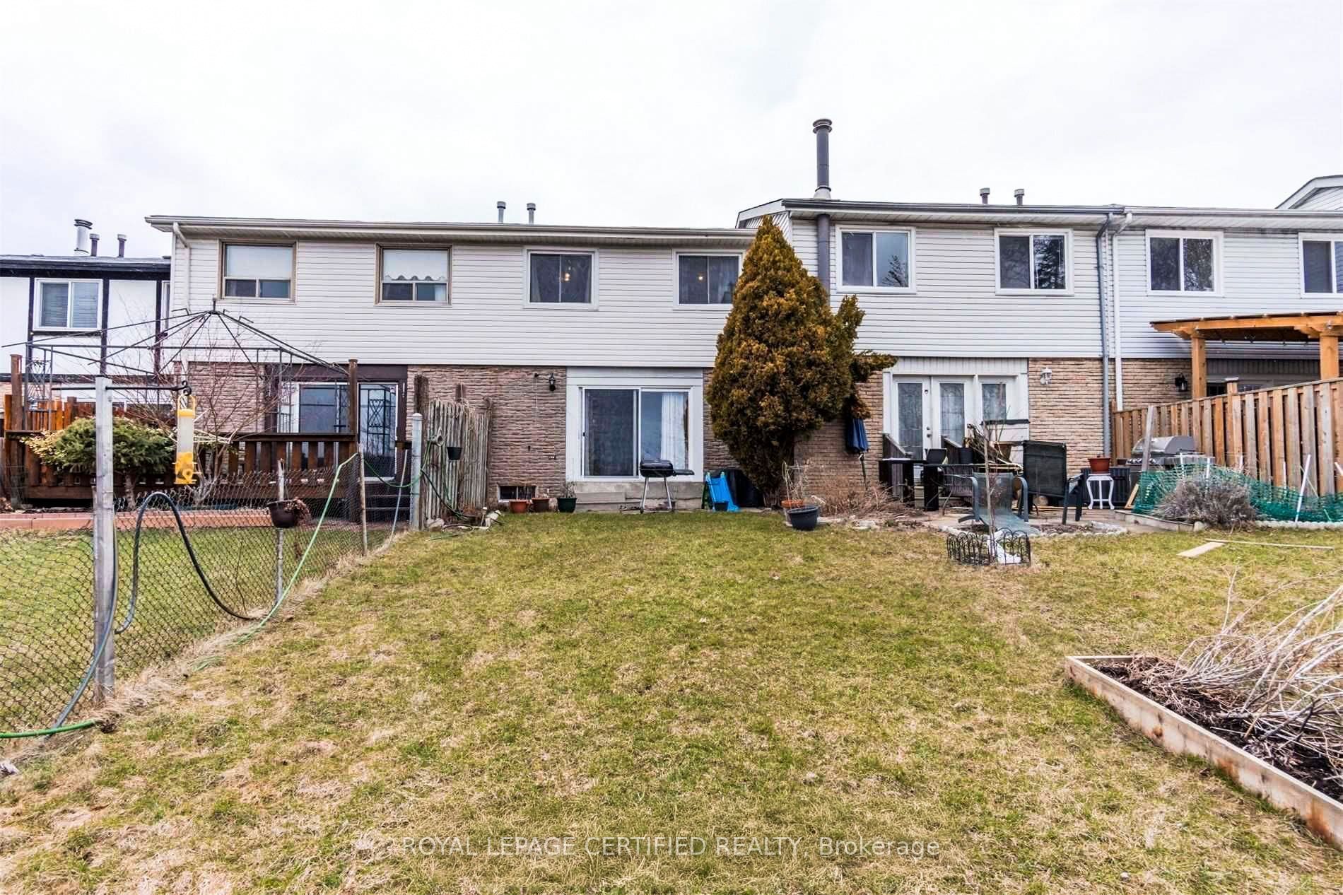 29 Greene Drive Property Photo 4
