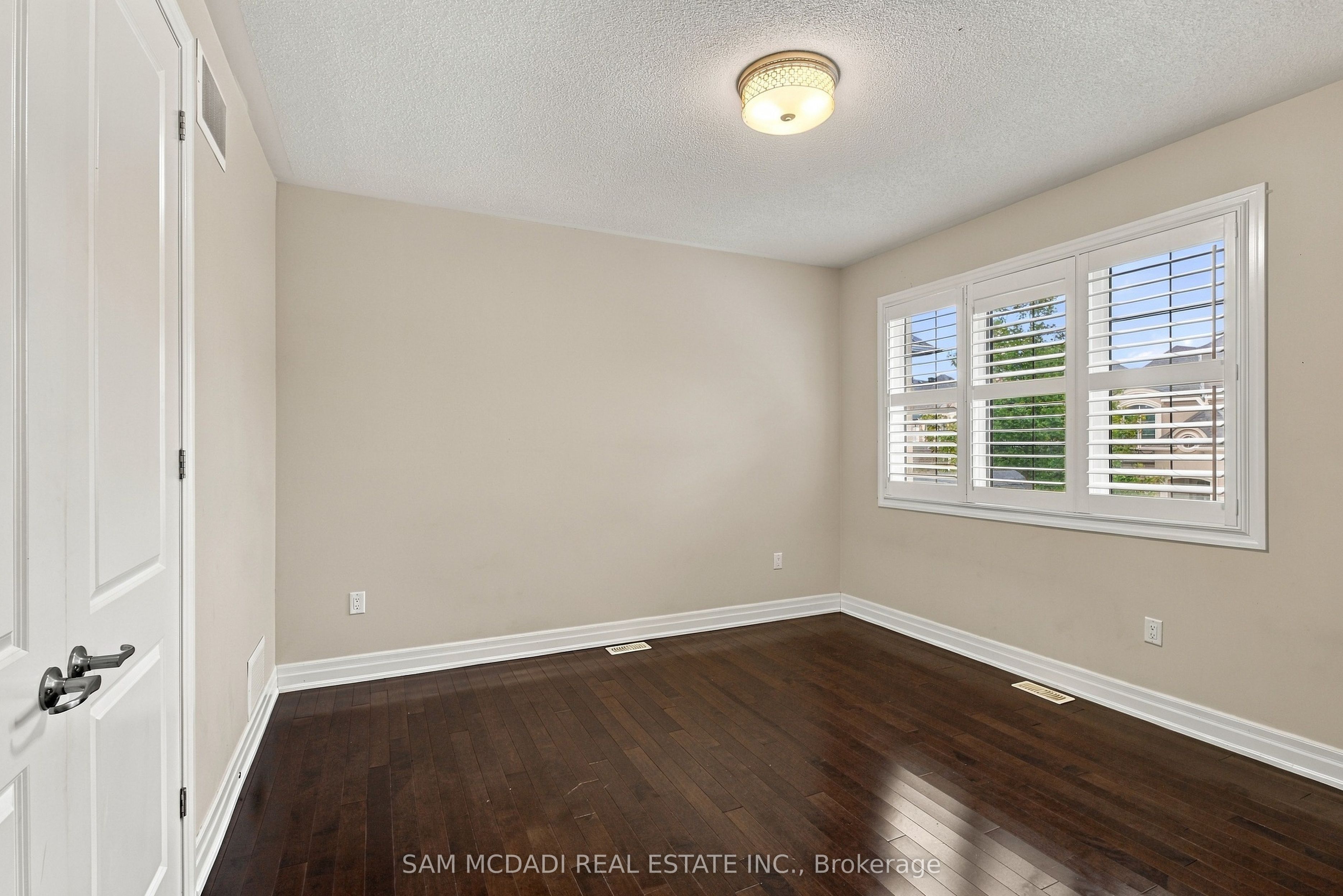 146 Mcwilliams Crescent Property Photo 31