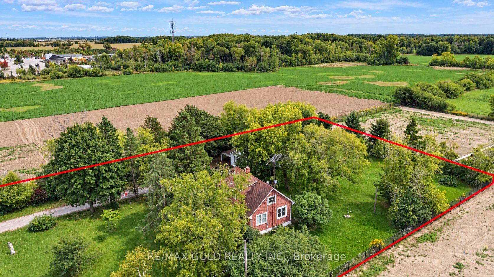15208 Airport Road Property Photo 5