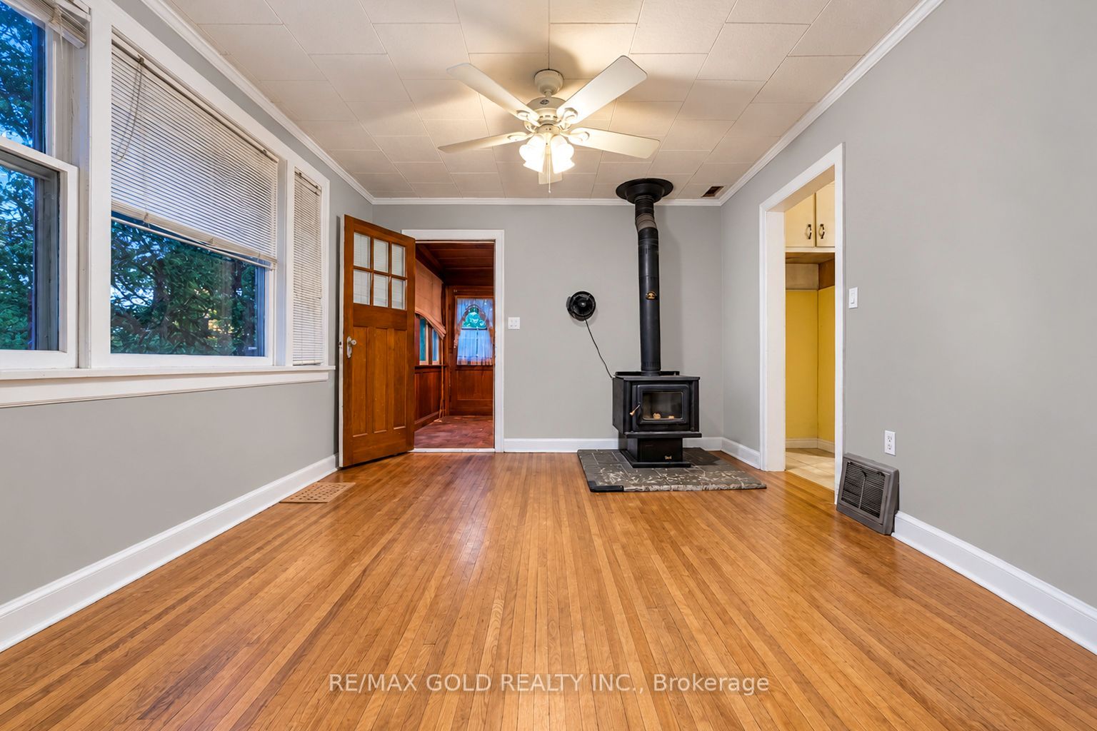 15208 Airport Road Property Photo 7