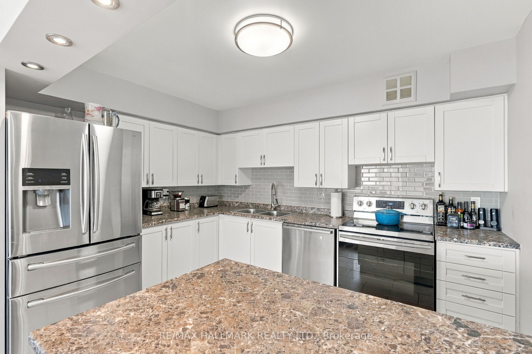 1485 Lakeshore Road E 903 Property Photo 10