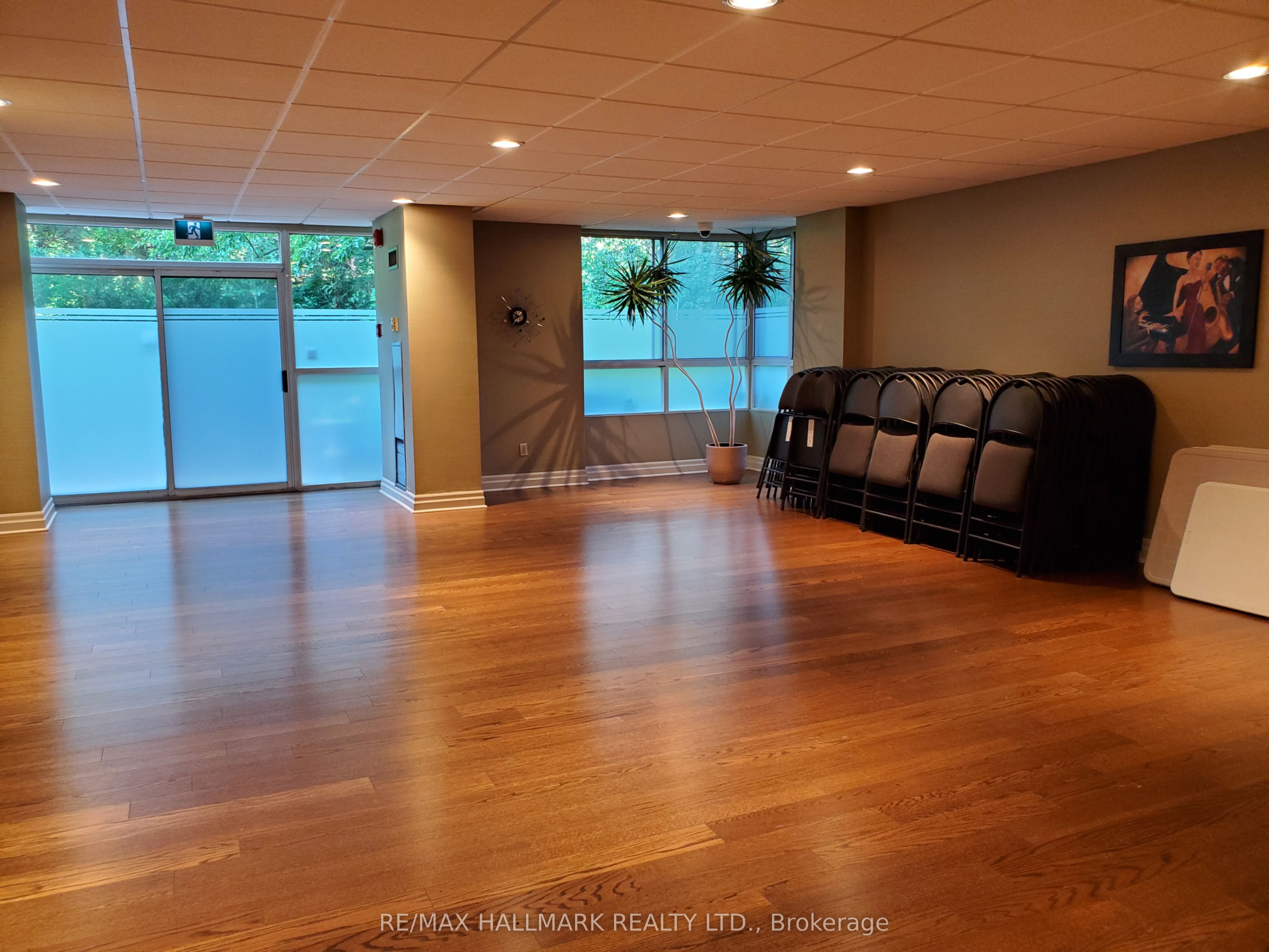 1485 Lakeshore Road E 903 Property Photo 41