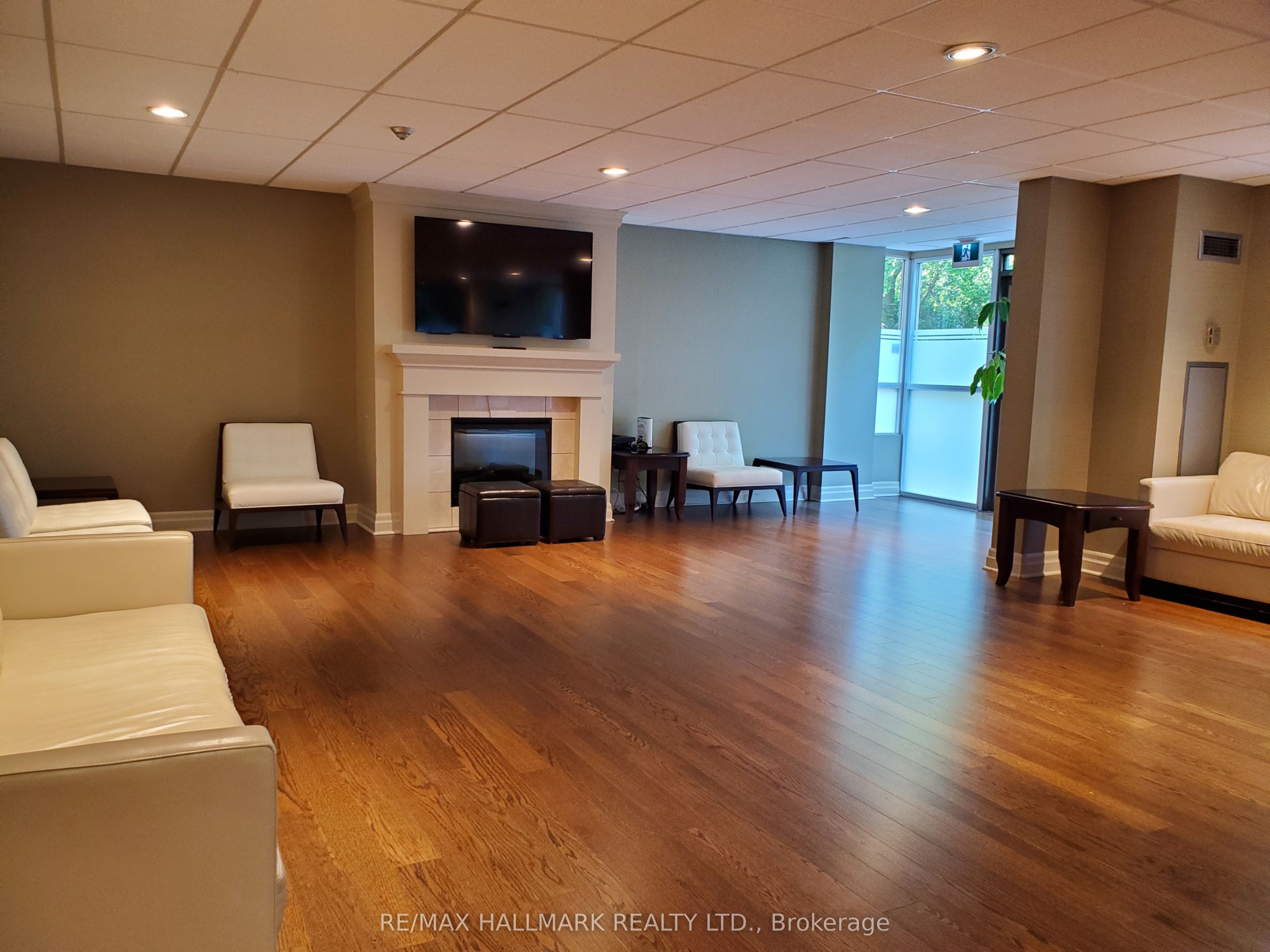1485 Lakeshore Road E 903 Property Photo 42