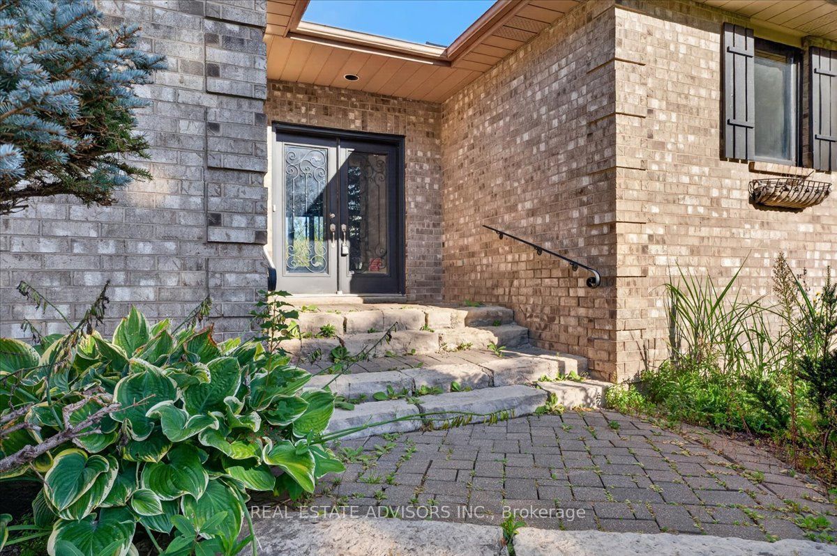 19 Mcconachie Crescent Property Photo 4