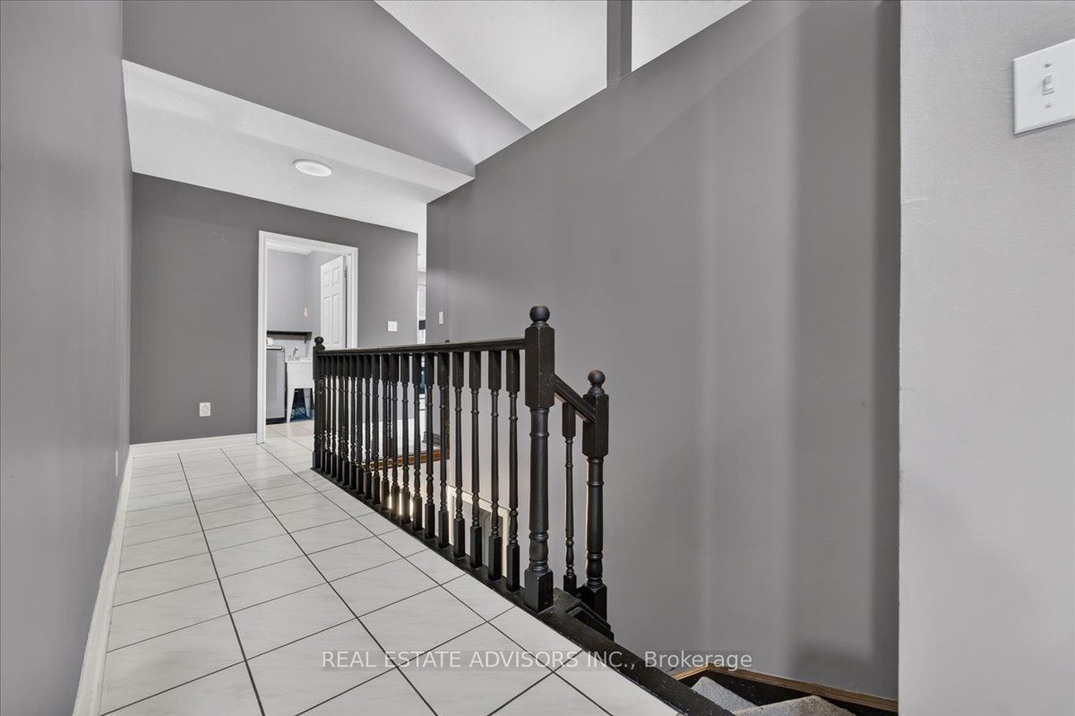 19 Mcconachie Crescent Property Photo 27