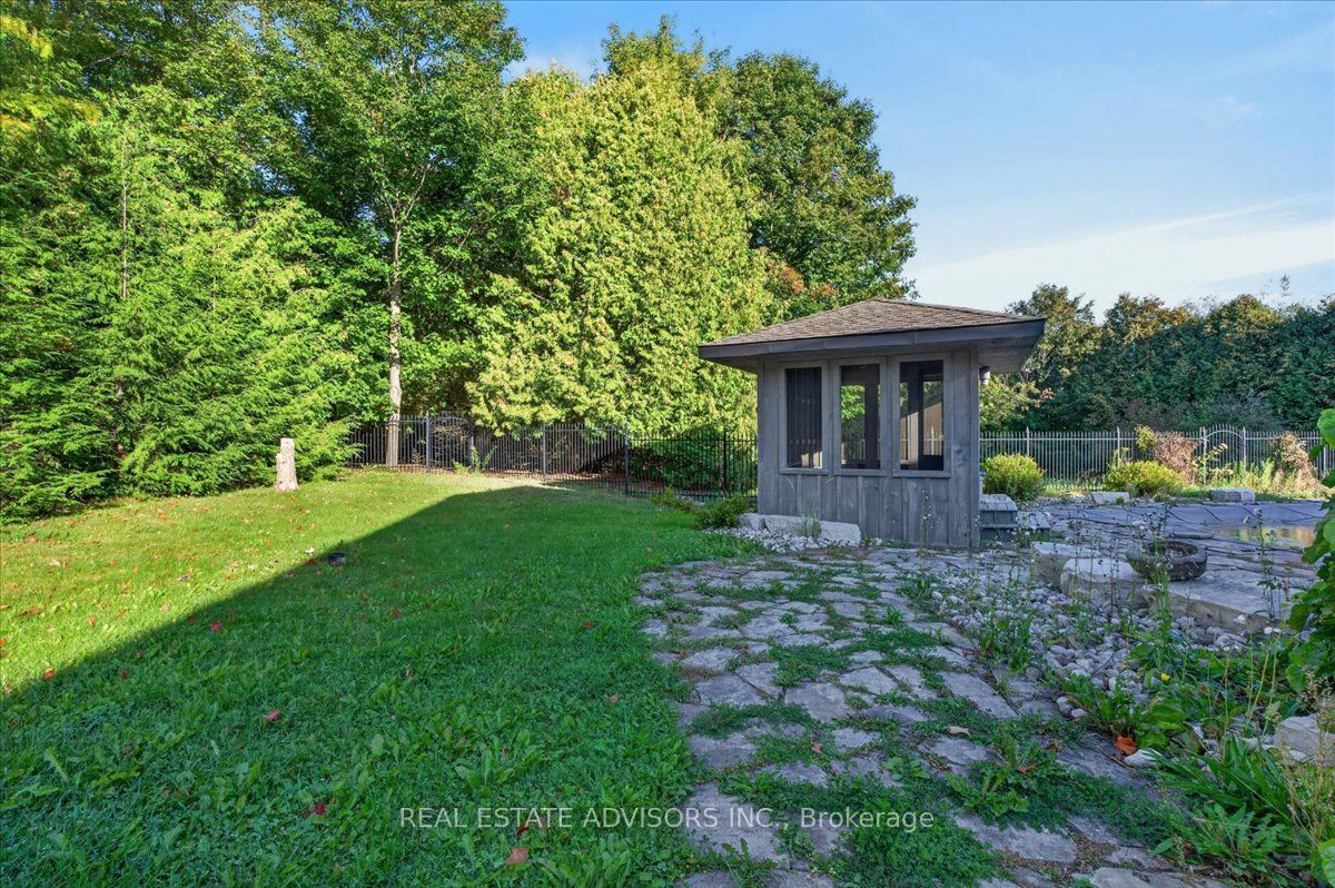 19 Mcconachie Crescent Property Photo 44
