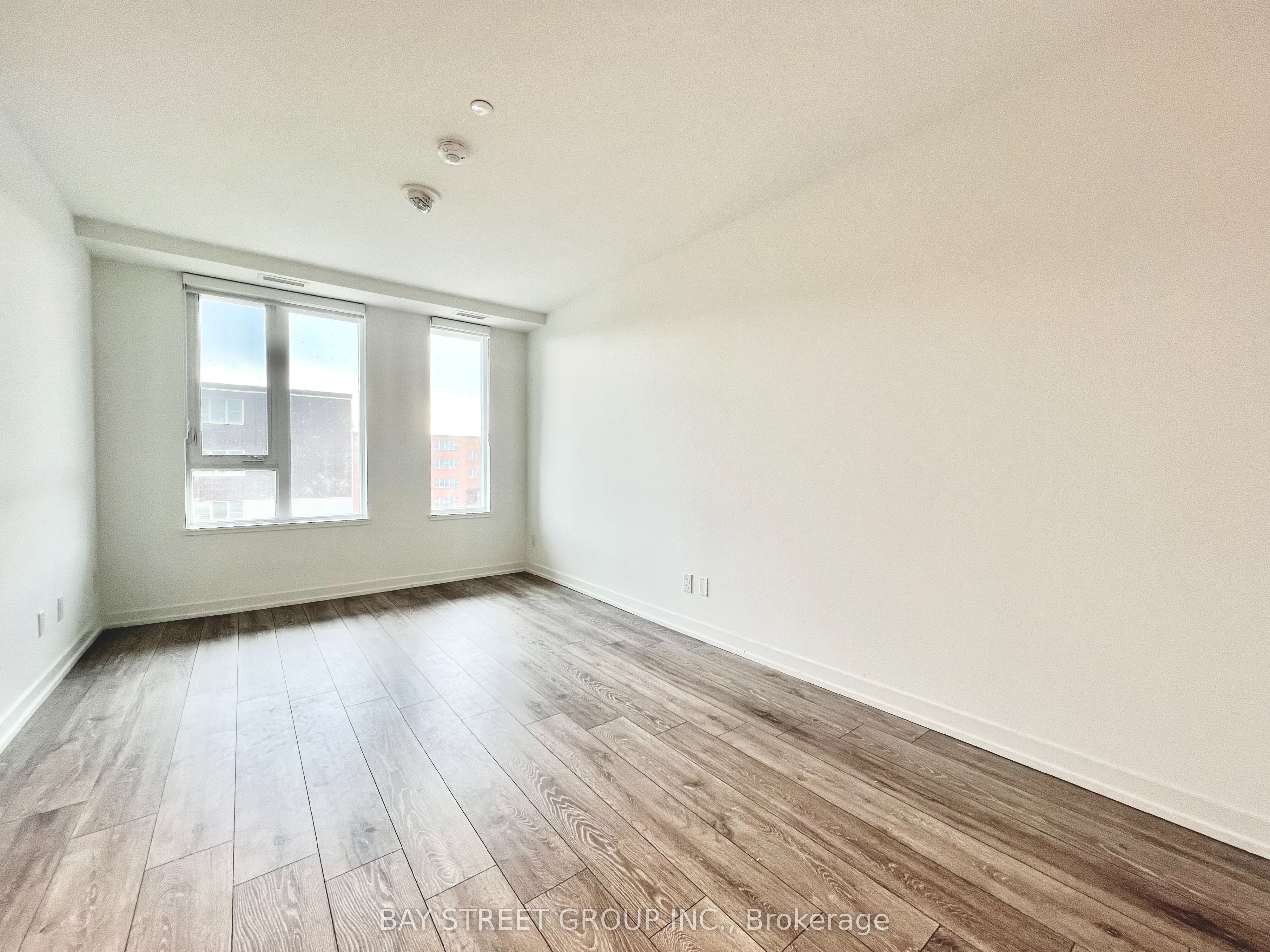 11 Maryport Avenue 209 Property Photo 4