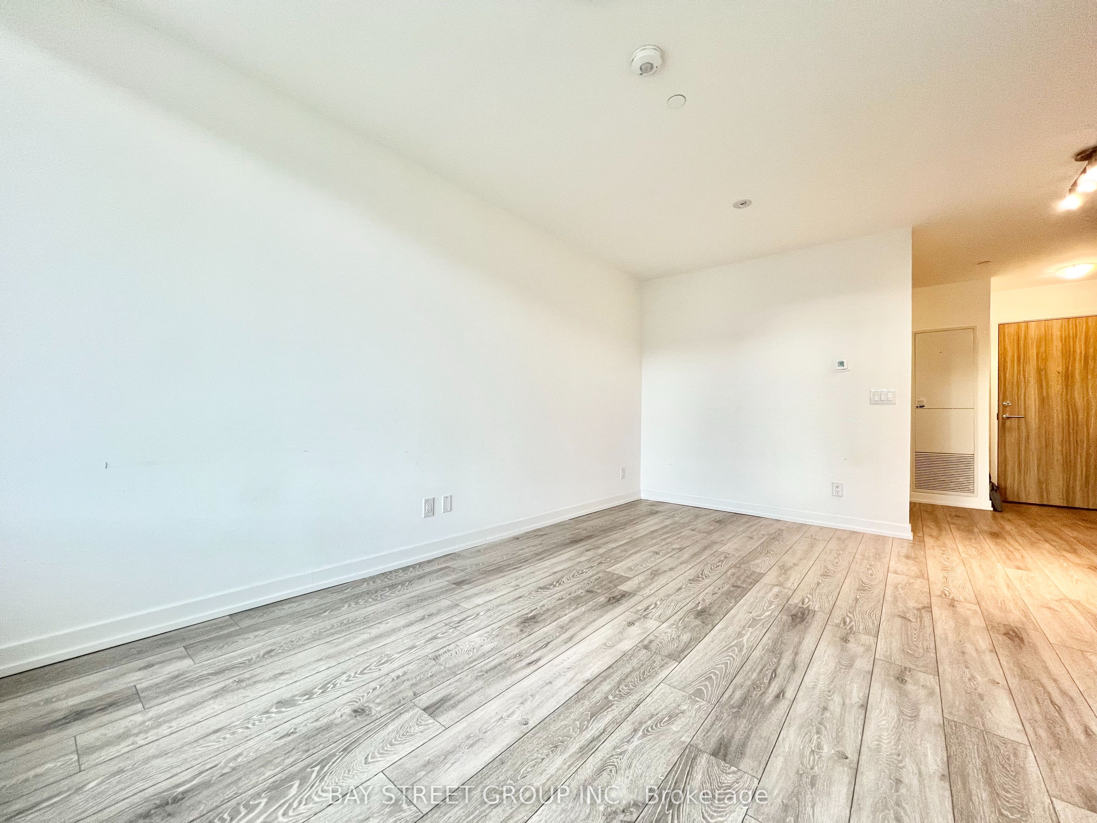 11 Maryport Avenue 209 Property Photo 6