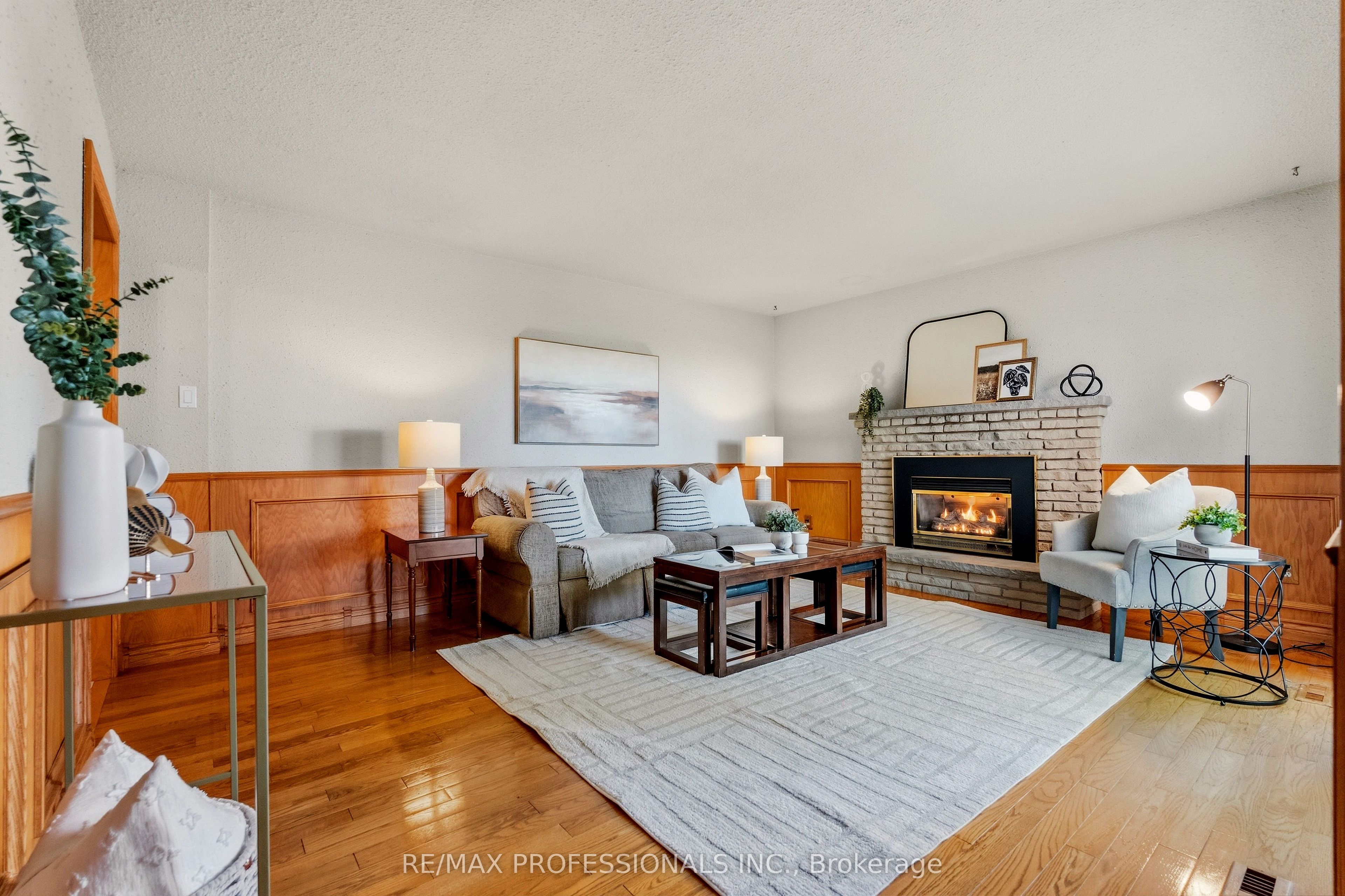 6888 Barrisdale Drive Property Photo 21