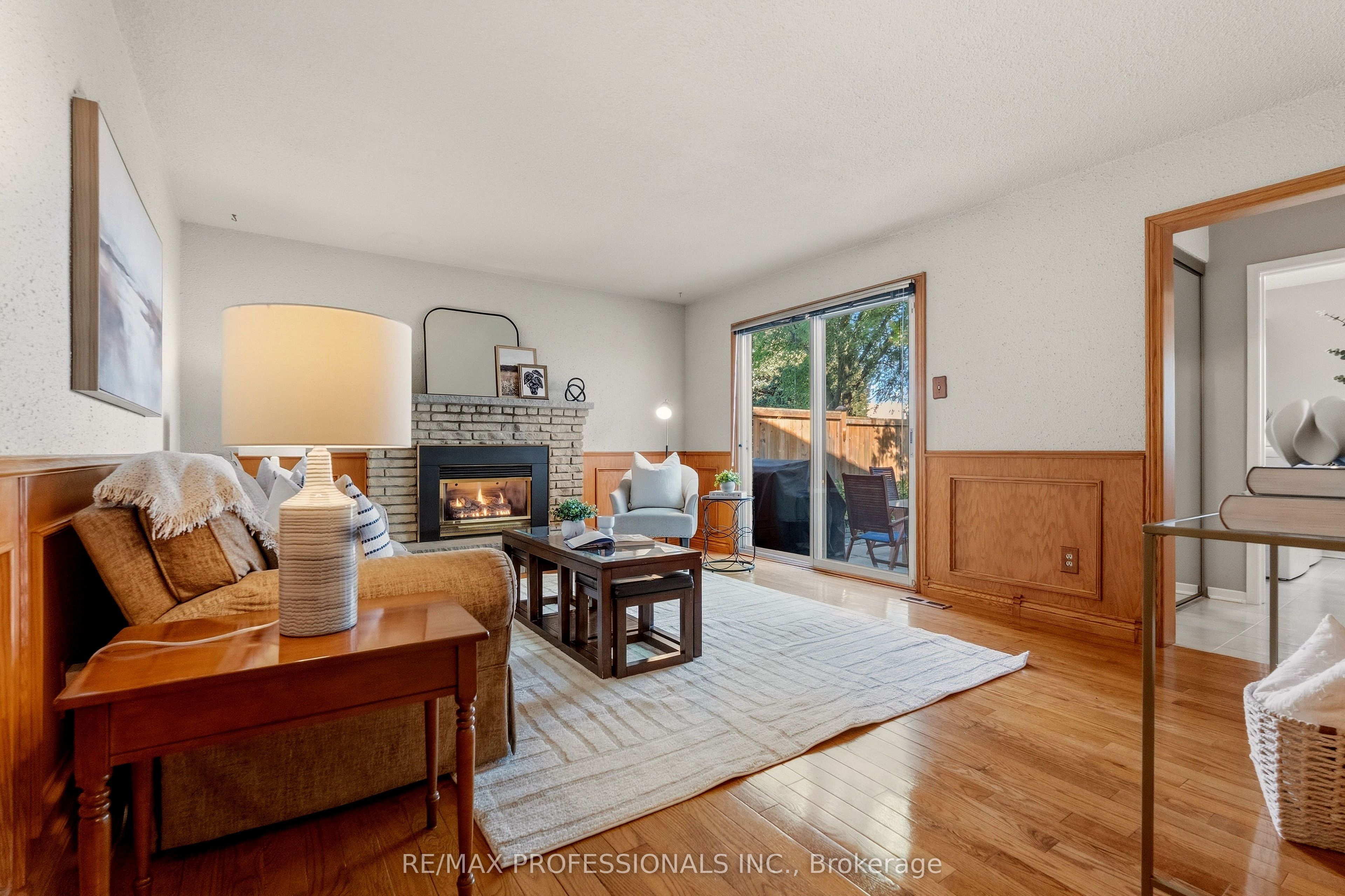 6888 Barrisdale Drive Property Photo 22