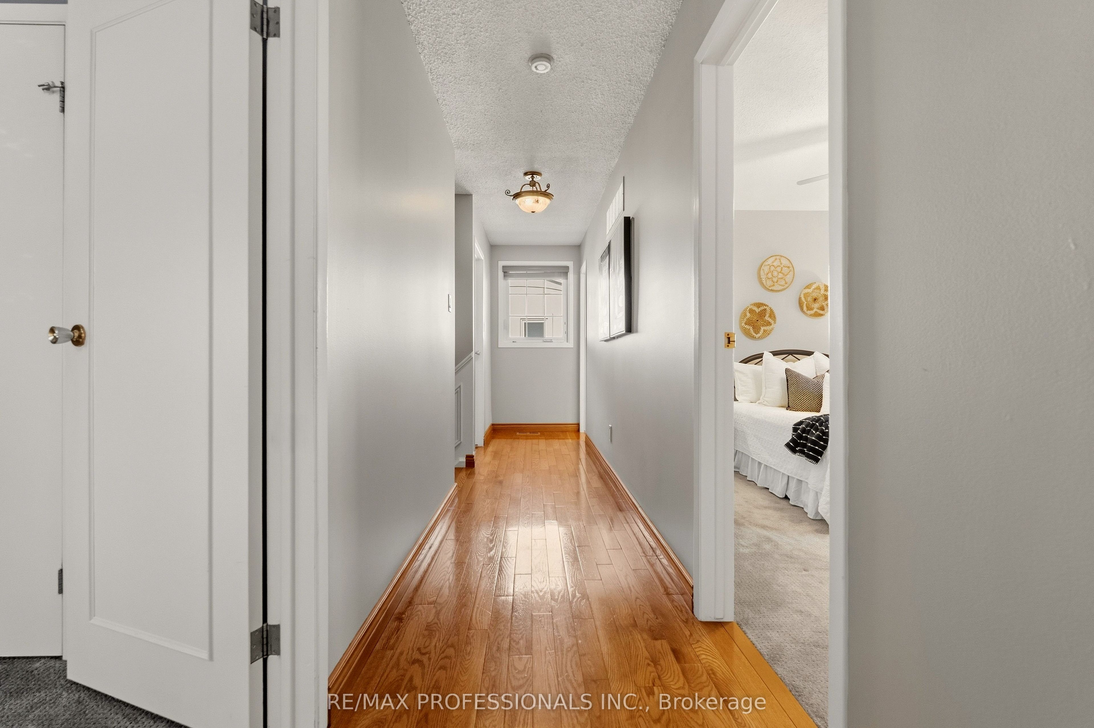 6888 Barrisdale Drive Property Photo 24