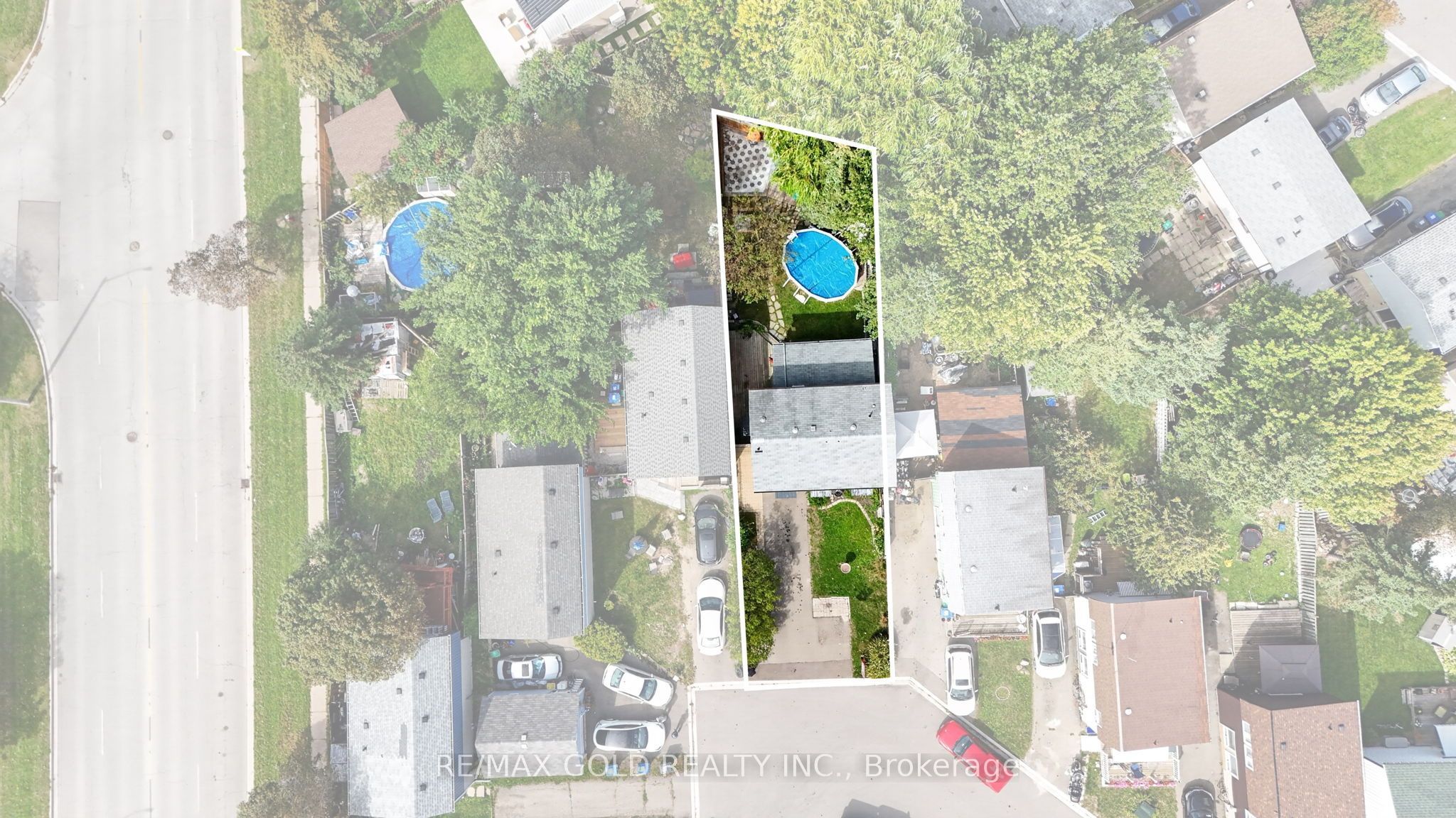 6 Jennifer Square Property Photo 1