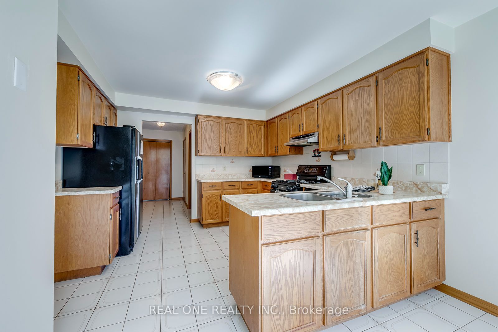 1332 Greenwood Crescent Property Photo 15