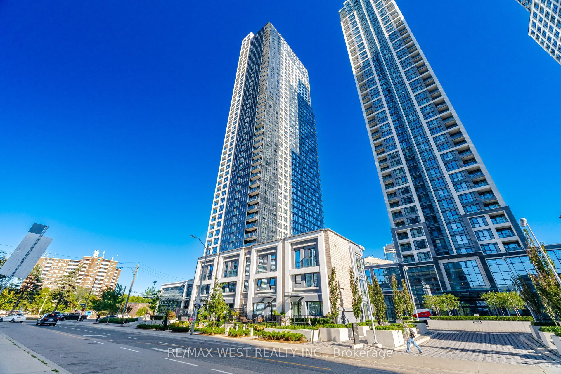 5 Mabelle Avenue 1327 Property Photo 1