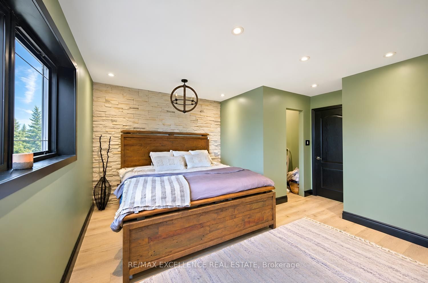 20 Manett Crescent Property Photo 20