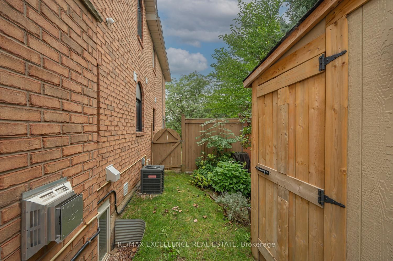 20 Manett Crescent Property Photo 47