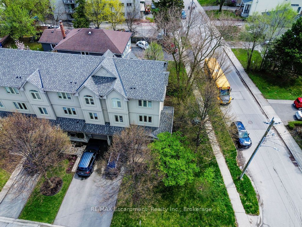 2430 Second Street Property Photo 28
