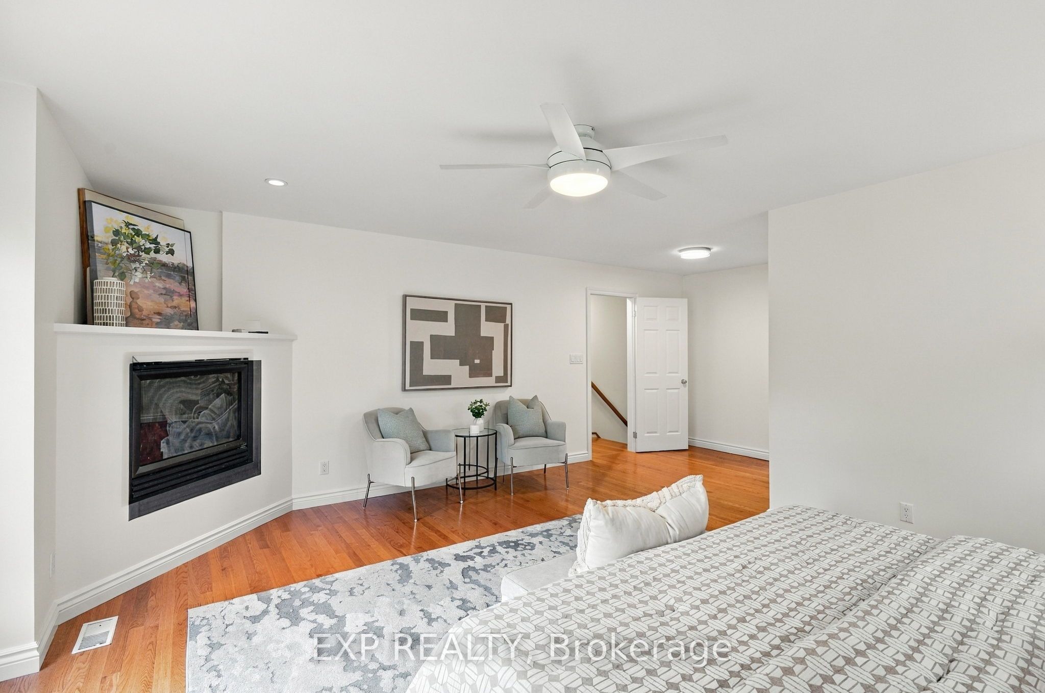 491 Tipperton Crescent Property Photo 21