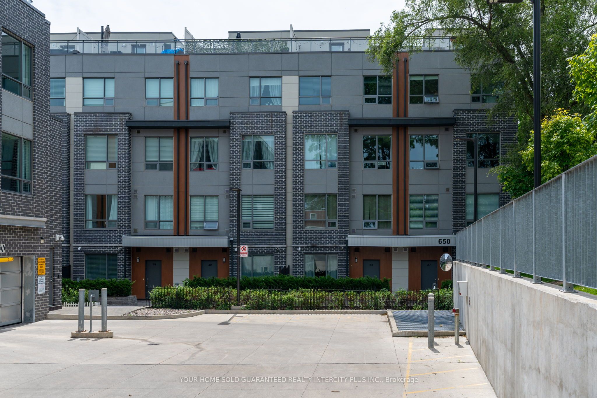 650 Atwater Avenue 21 Property Photo 2