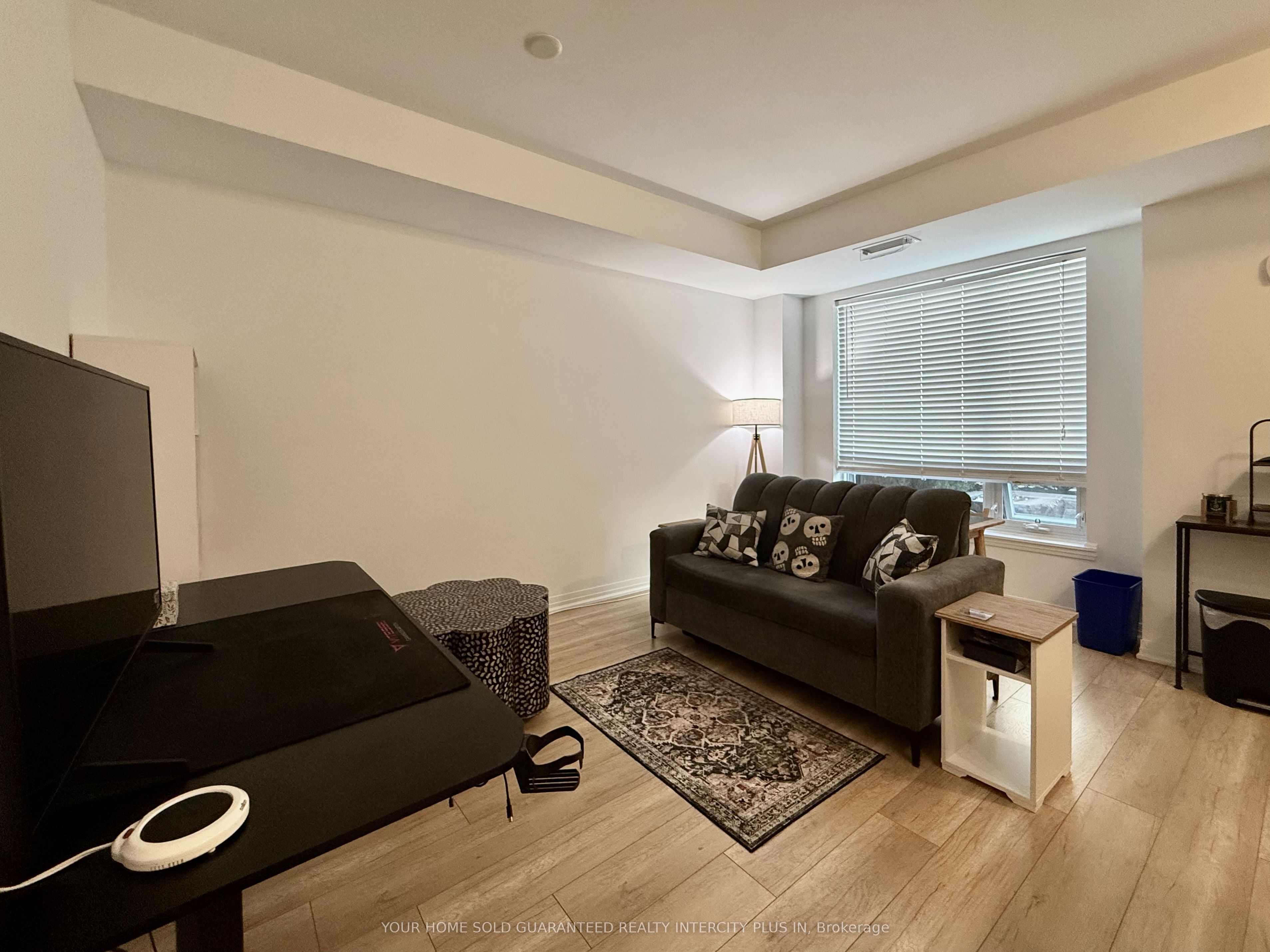 650 Atwater Avenue 21 Property Photo 17