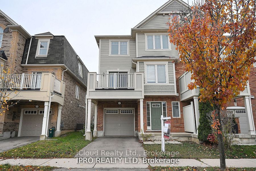 227 Slingsby Landing Property Photo 1