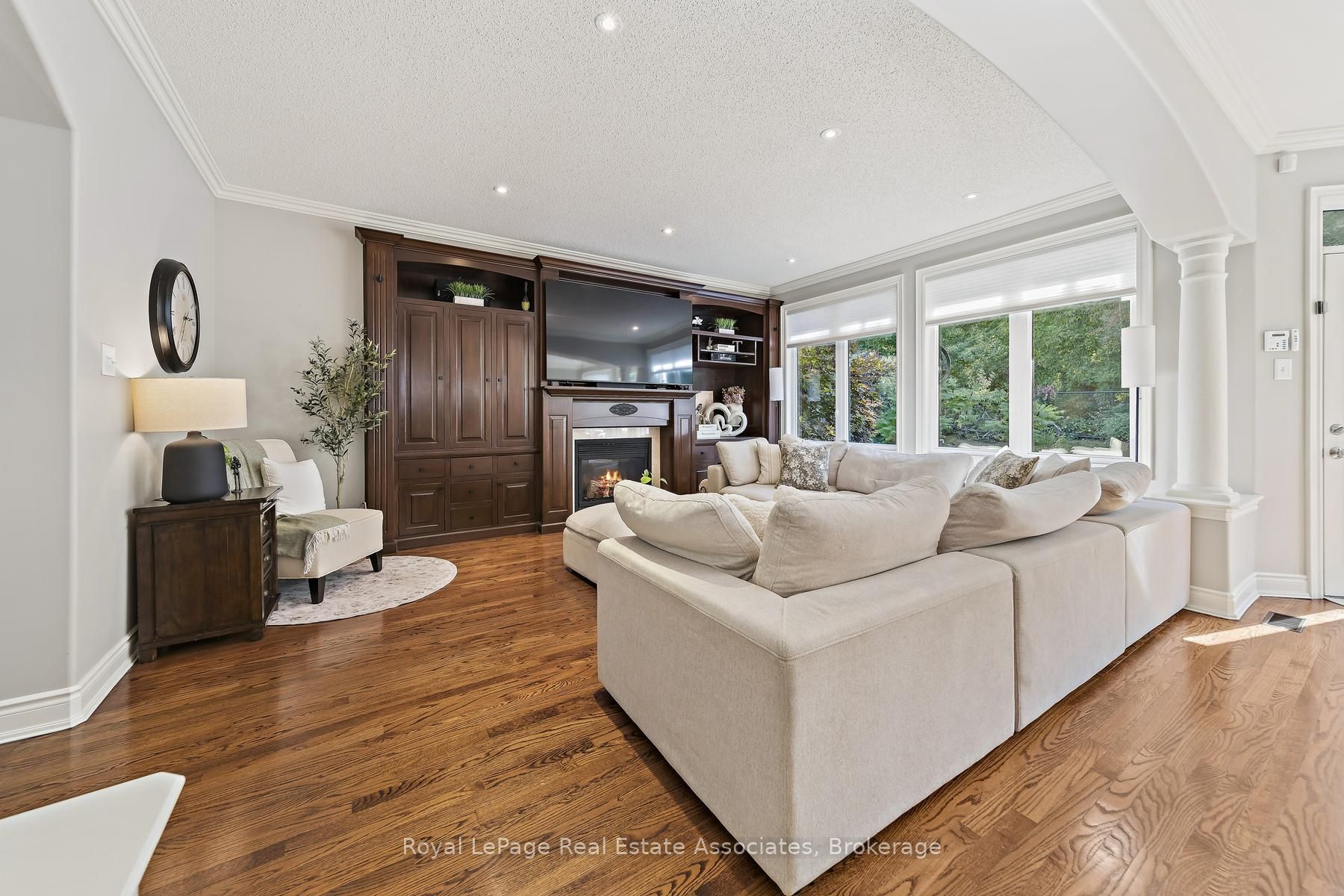 50 Arborglen Drive Property Photo 14